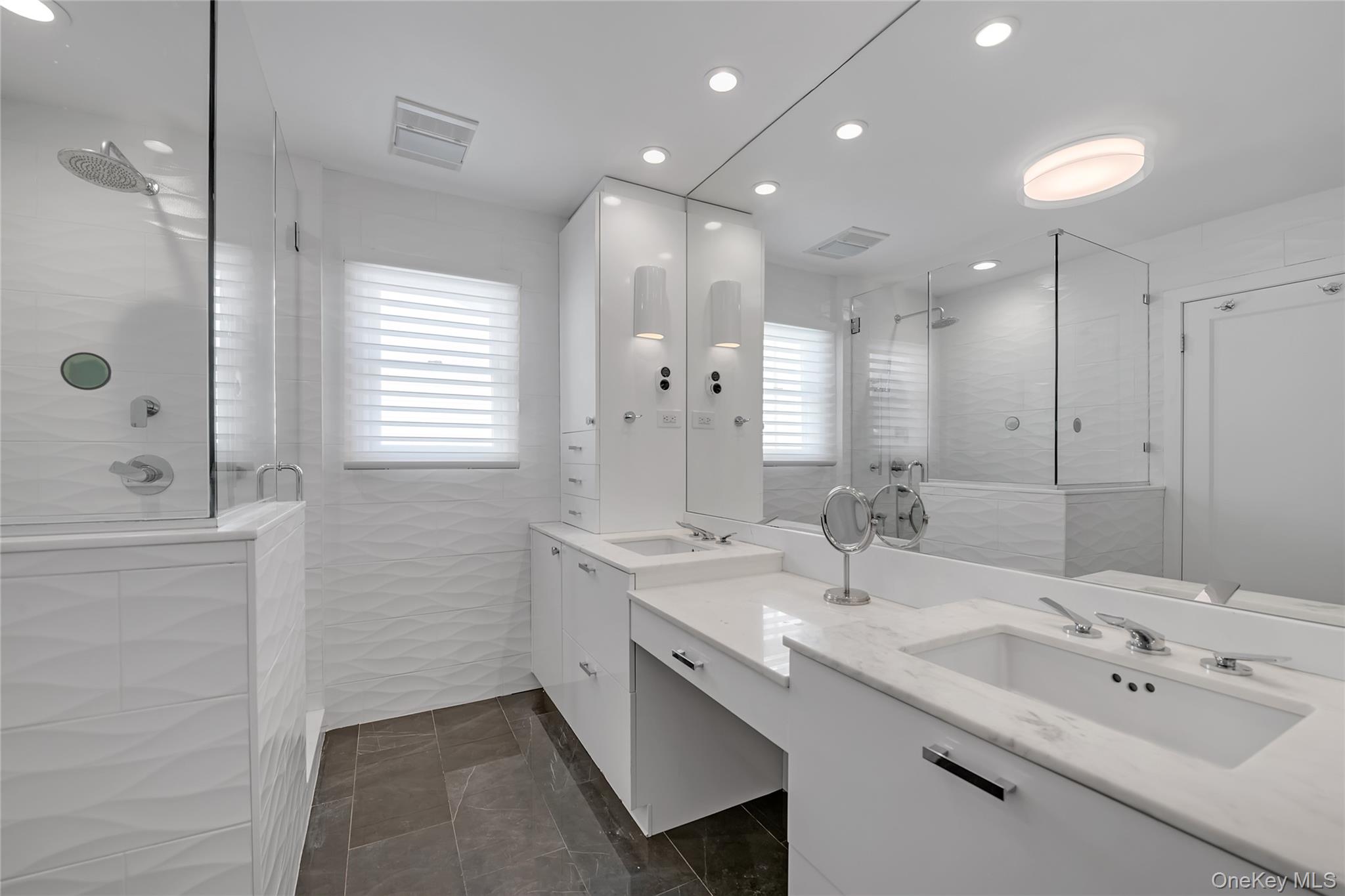 #13 photo, 20 Seagull Lane, מחוז נסאו Port Washington , NY 11050