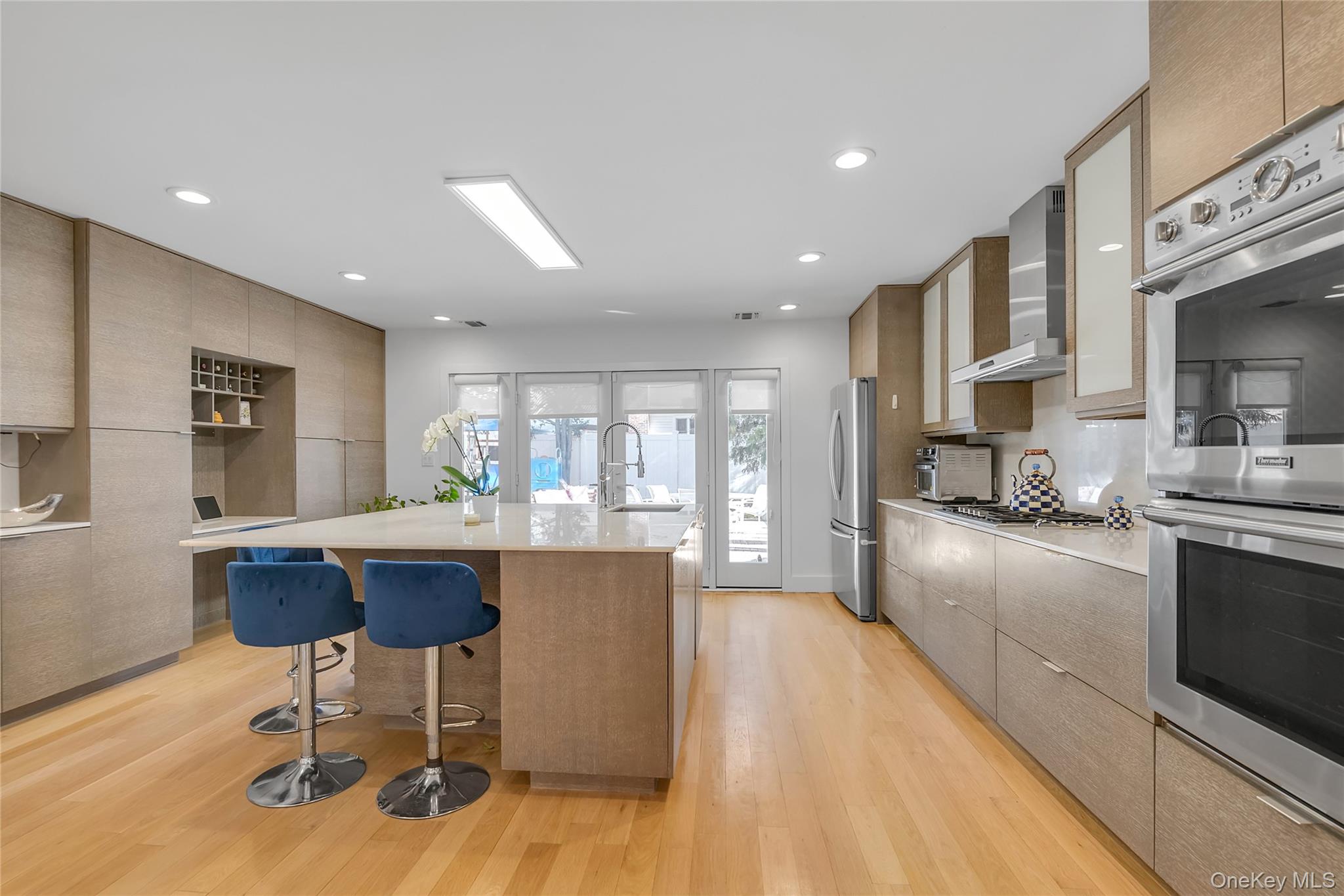 #8 photo, 20 Seagull Lane, מחוז נסאו Port Washington , NY 11050