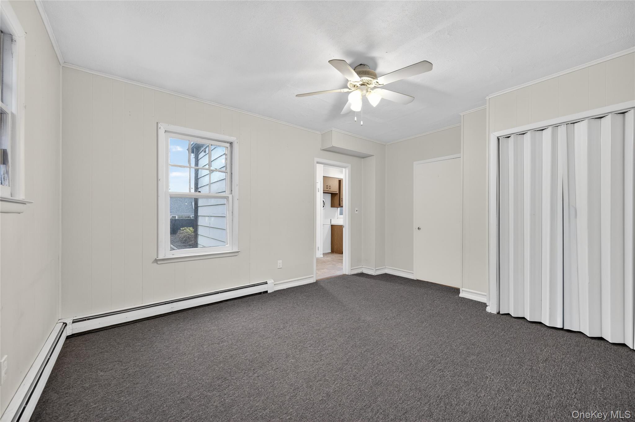 #16 photo, 40 E 24th Street, সাফোক কাউন্টি Huntington Station , NY 11746