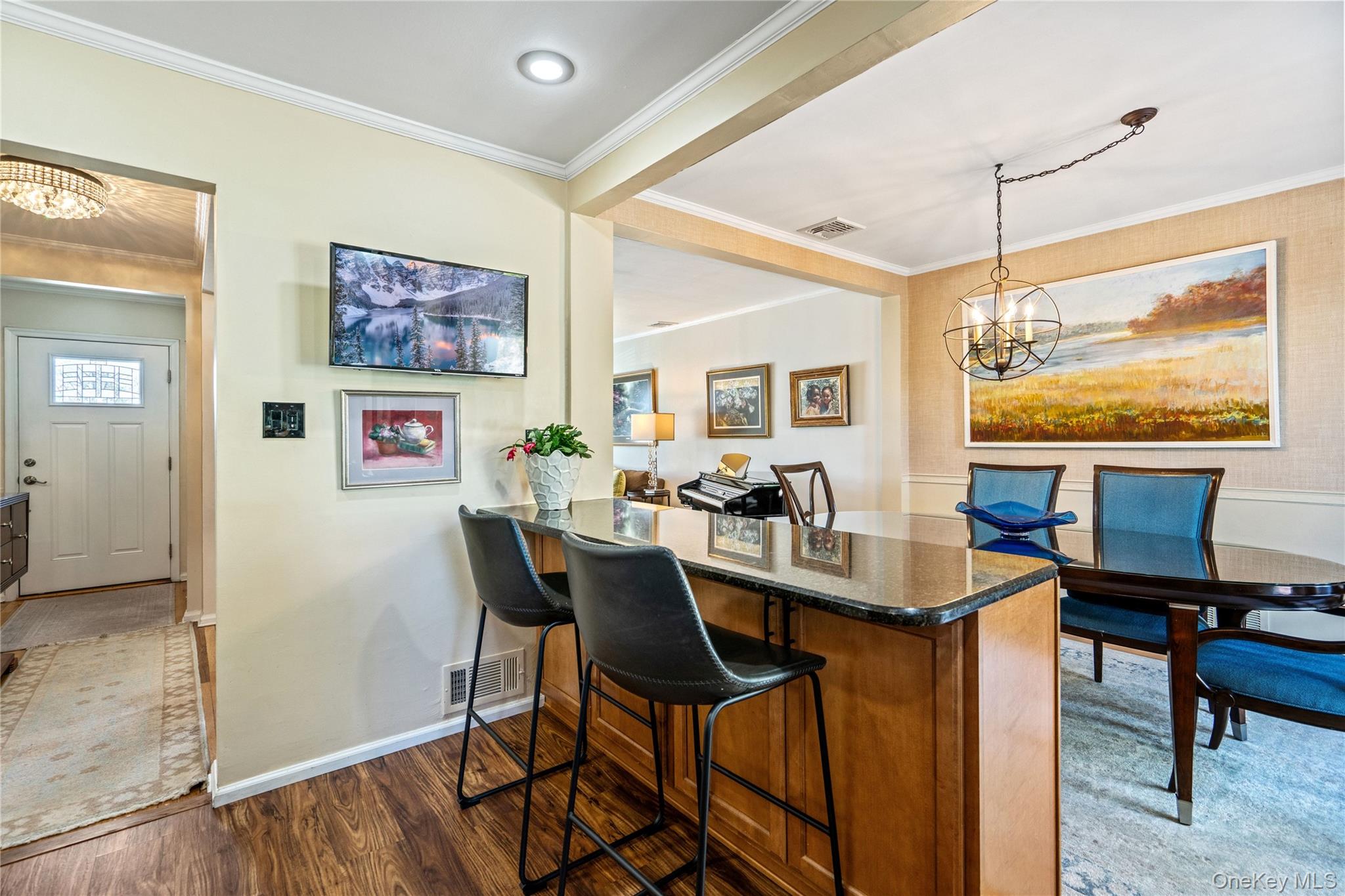 #14 photo, 34 Glenbrook Road, Hicksville , NY 11801