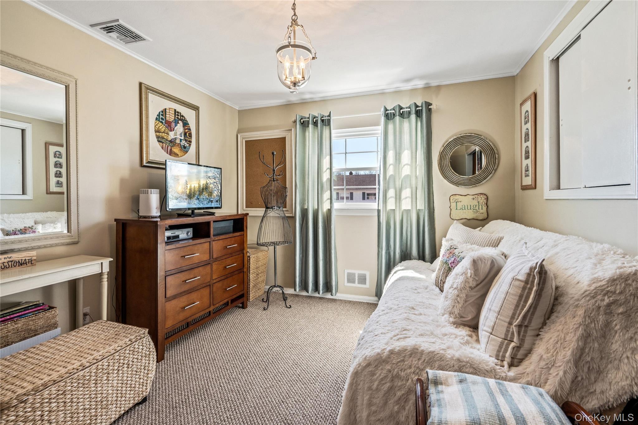 #17 photo, 34 Glenbrook Road, Hicksville , NY 11801