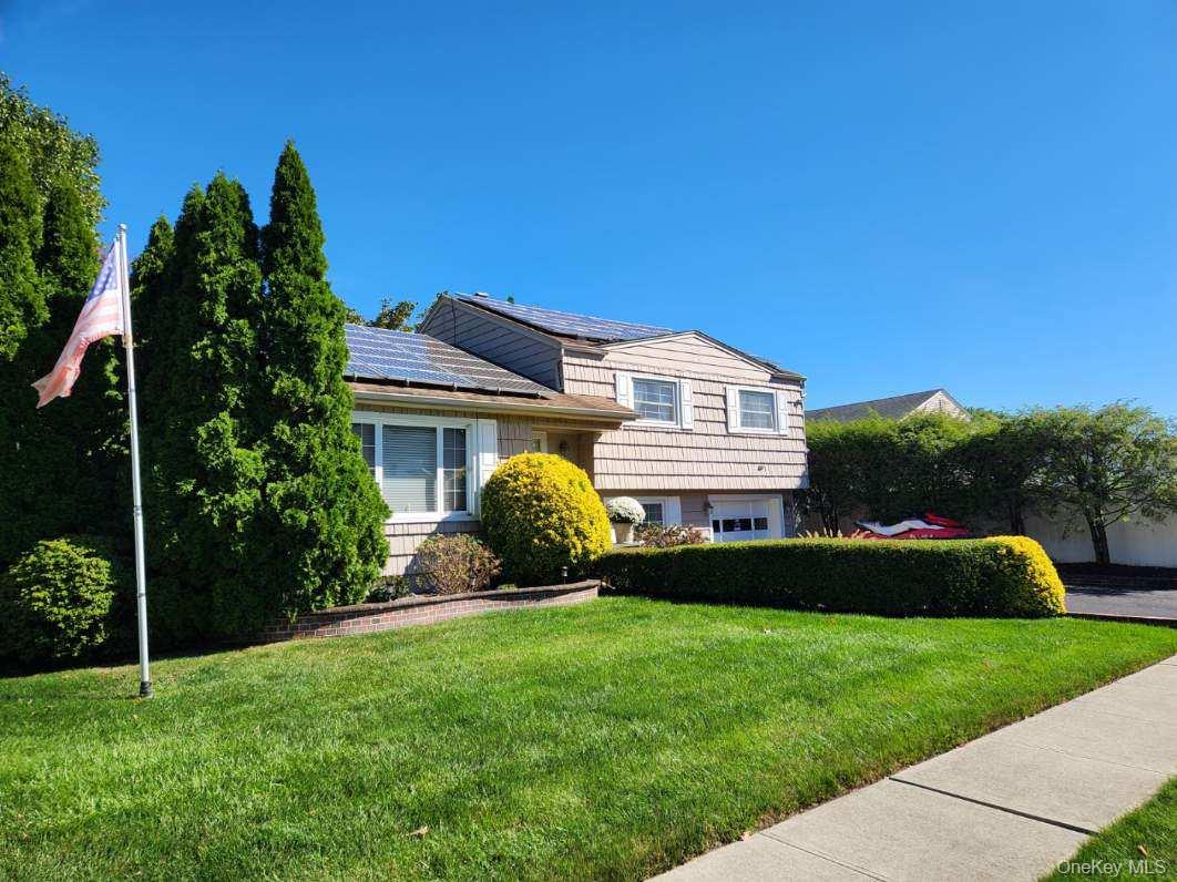 #2 photo, 34 Glenbrook Road, Hicksville , NY 11801