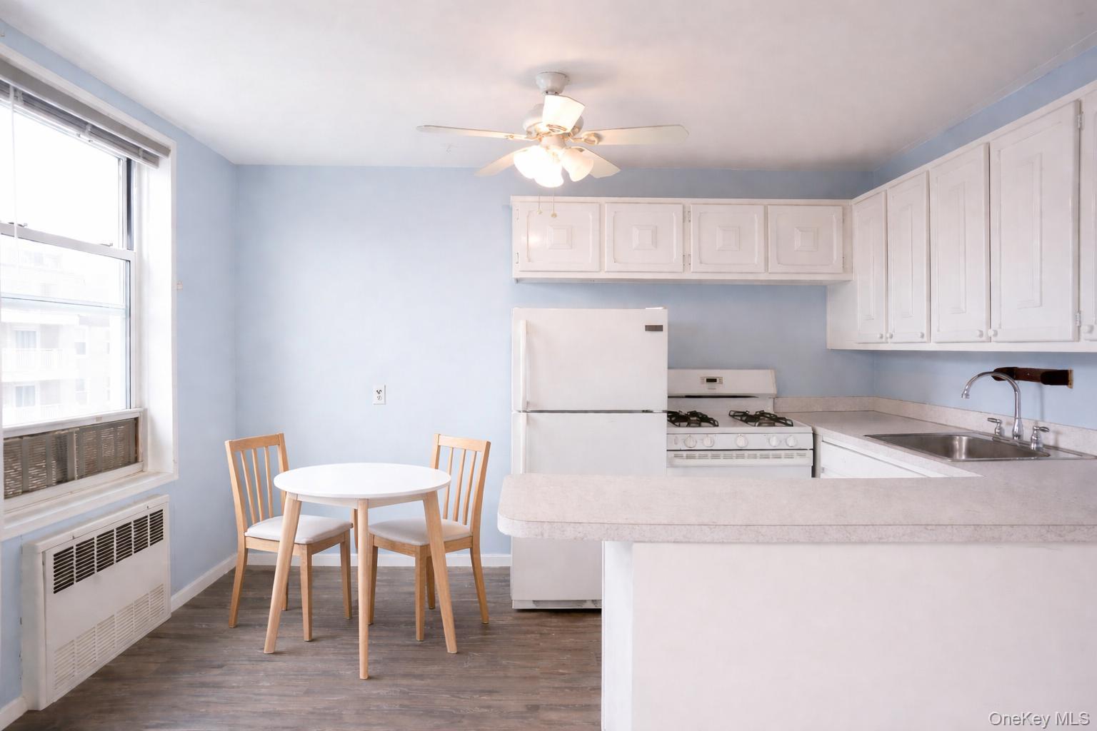 #4 photo, 6815 Selfridge Street, 뉴욕퀸즈 Forest Hills , NY 11375