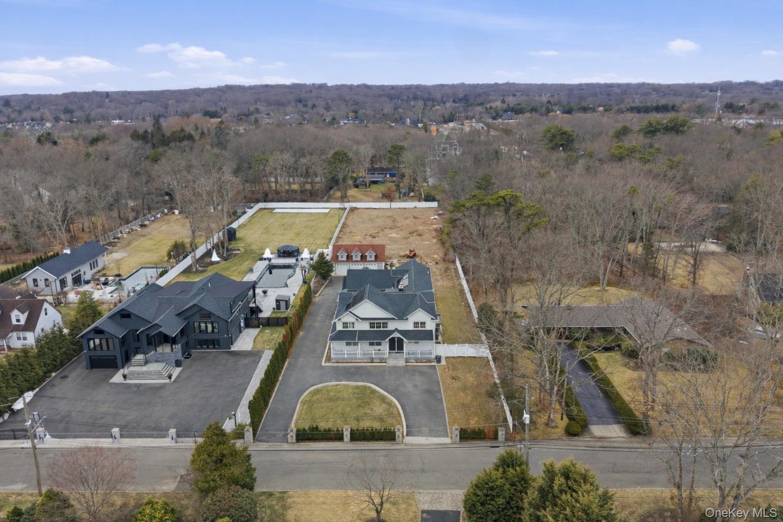 #5 photo, 171 Oakfield Avenue, מחוז סאפוק Dix Hills , NY 11746