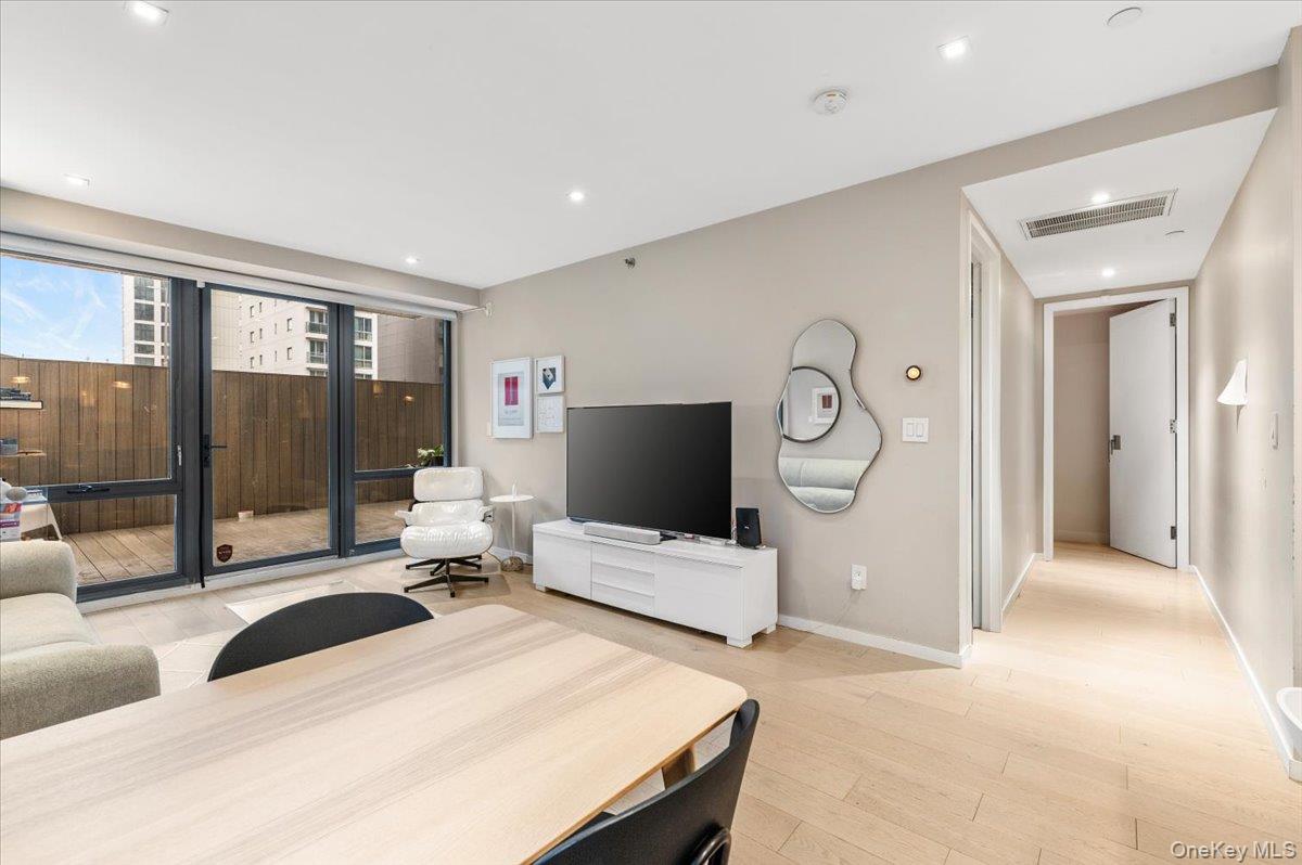 #12 photo, 42-50 27th Street, কুইন্‌স Long Island City , NY 11101