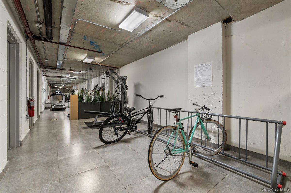 #14 photo, 42-50 27th Street, কুইন্‌স Long Island City , NY 11101