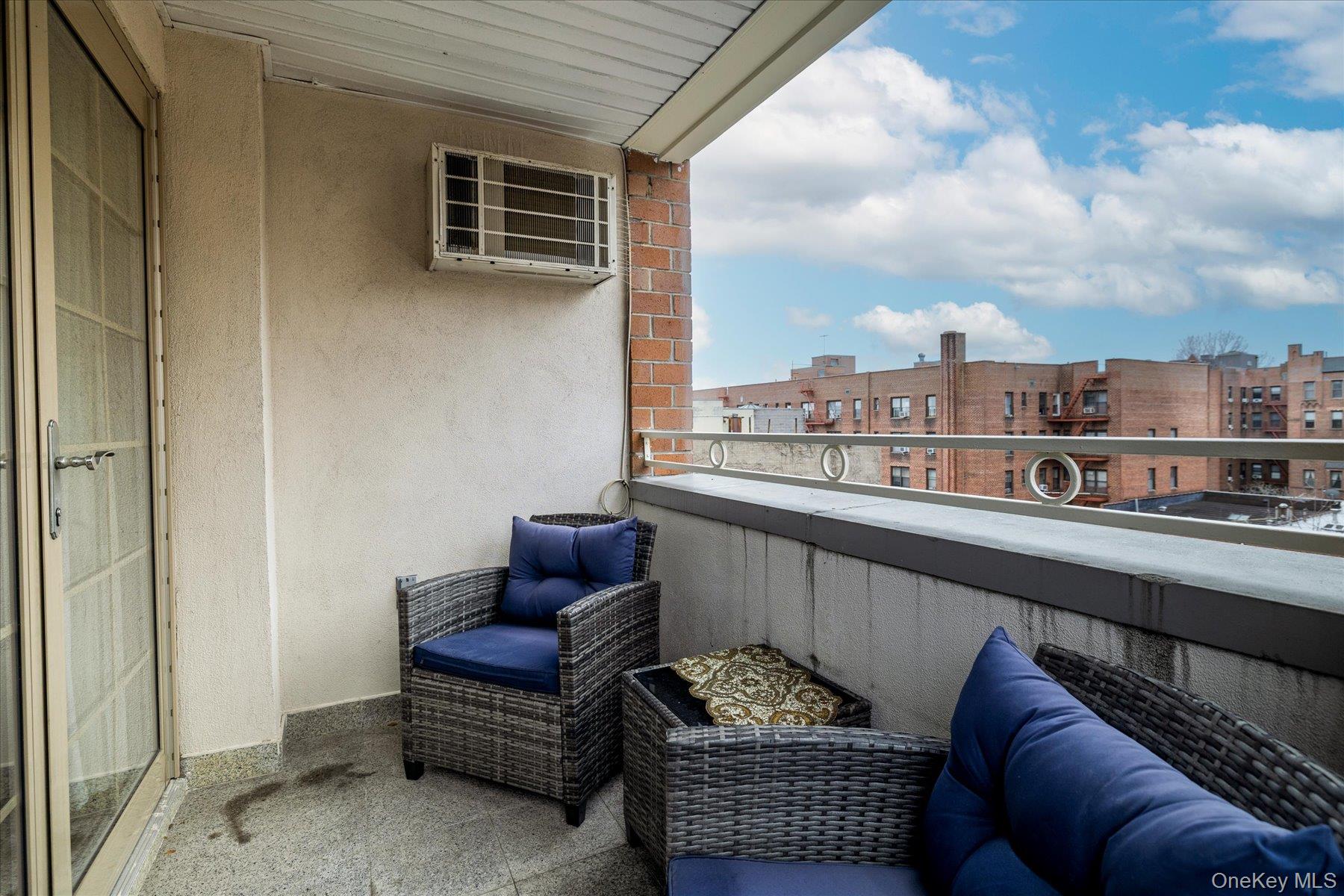 #17 photo, 8375 117th Street, কুইন্‌স Kew Gardens , NY 11418