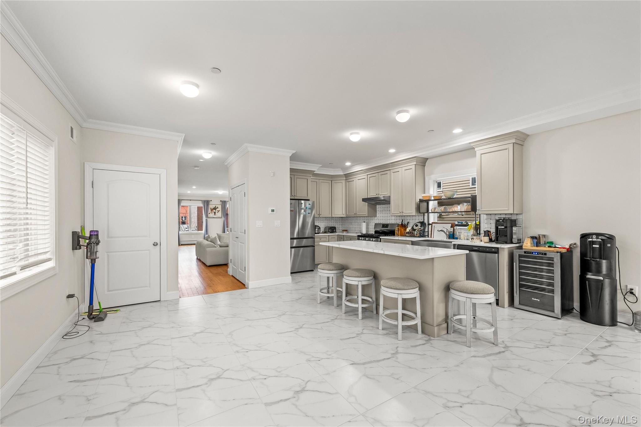 #10 photo, 25 Sanford, স্ট্যাটেন আইল্যান্ড Staten Island , NY 10307