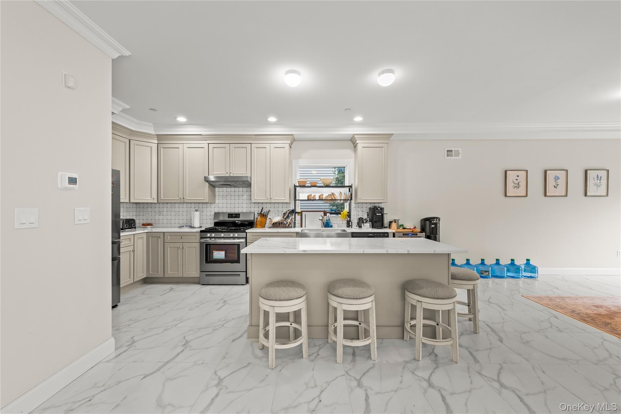 #15 photo, 25 Sanford, স্ট্যাটেন আইল্যান্ড Staten Island , NY 10307