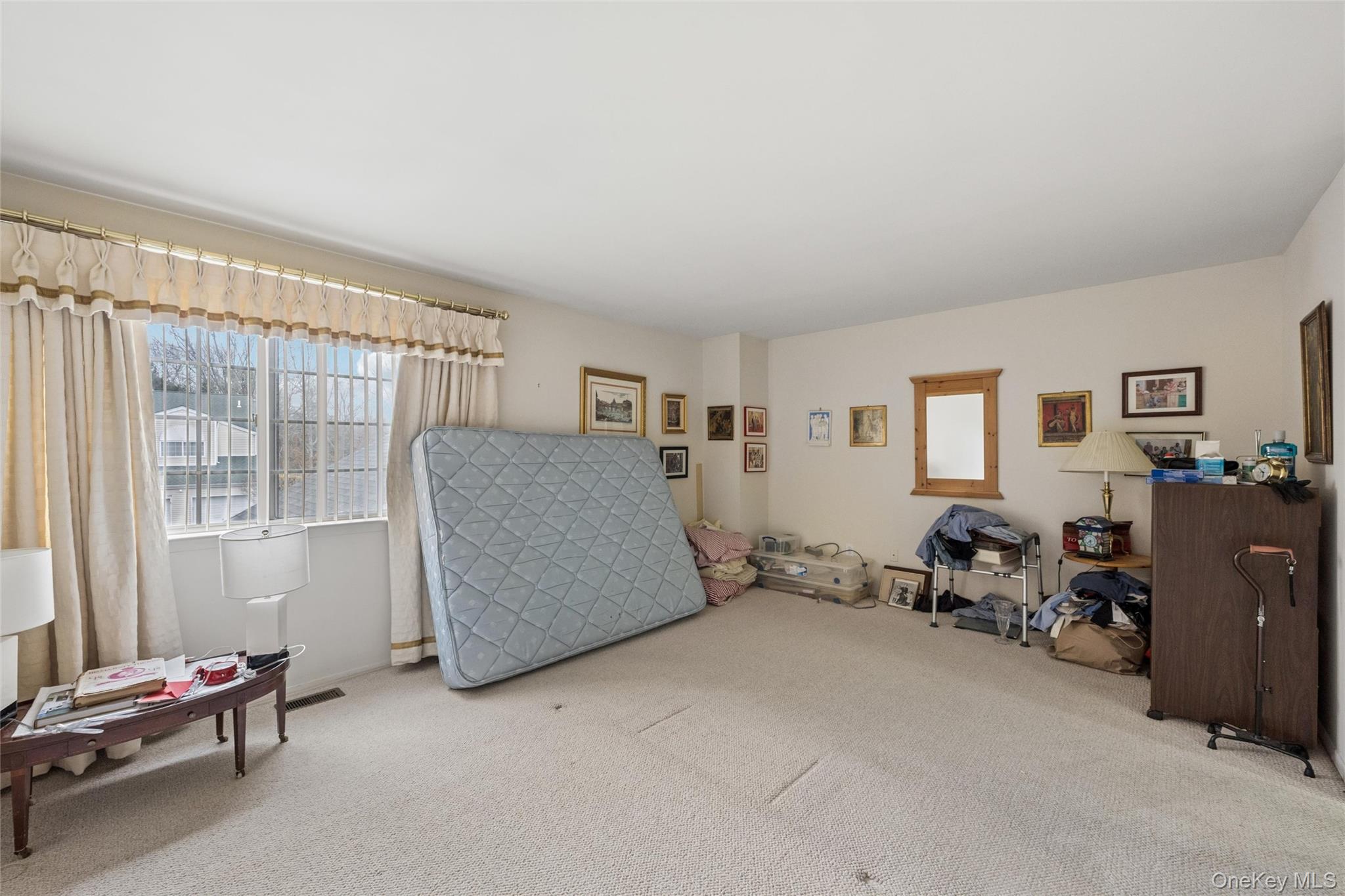 #18 photo, 154 Farm House Court, Manorville , NY 11949