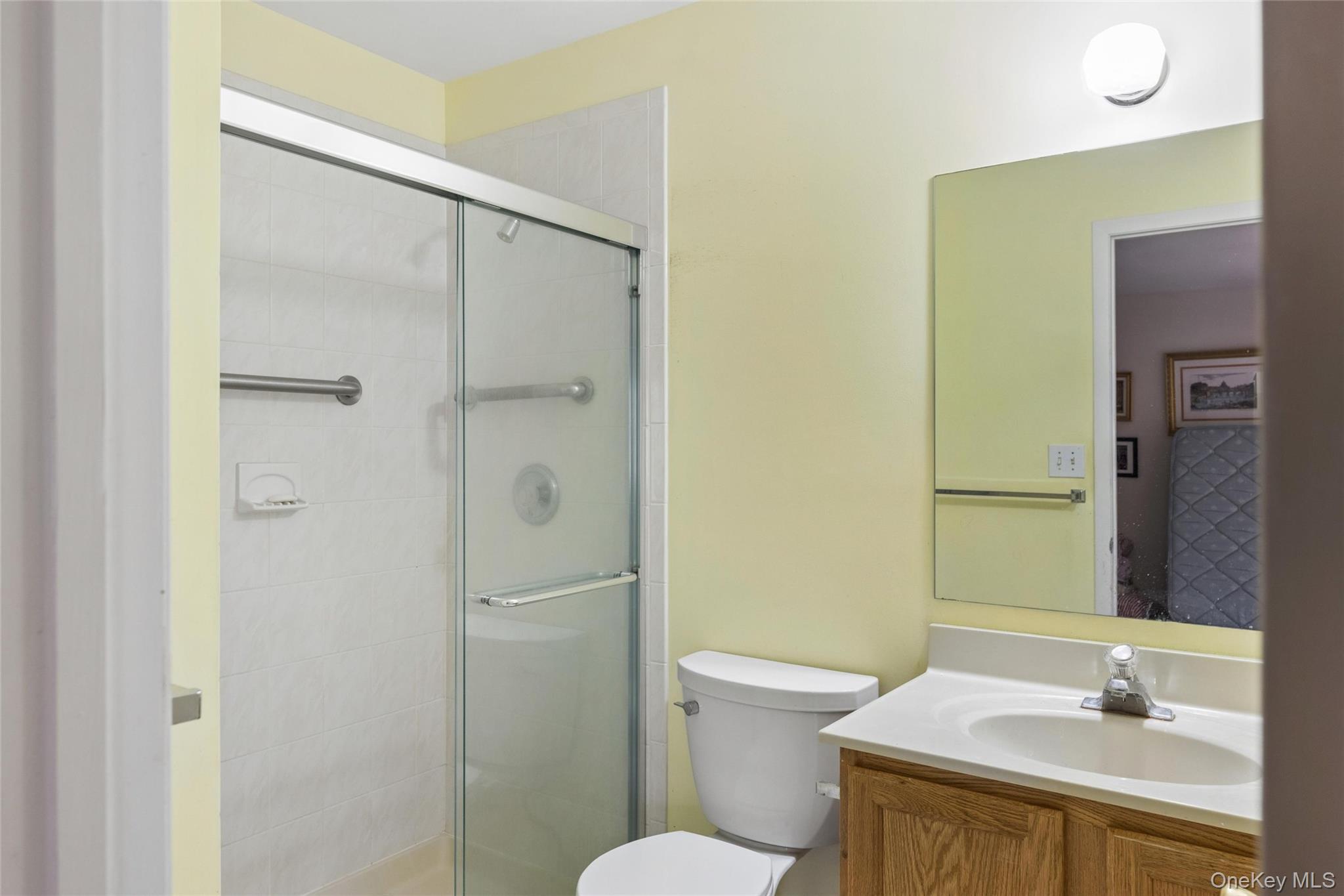 #19 photo, 154 Farm House Court, Manorville , NY 11949