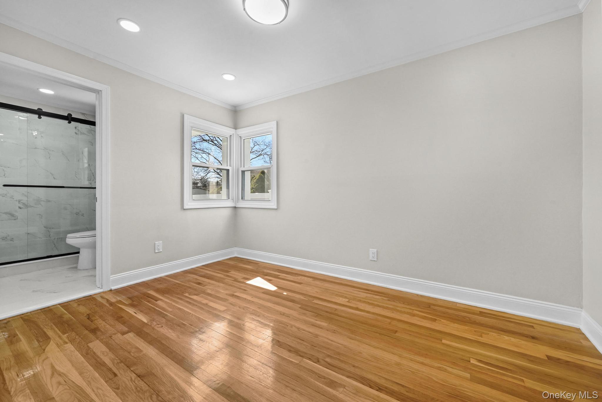 #15 photo, 2243 Leighton Road, নাসাউ কাউন্টি Elmont , NY 11003