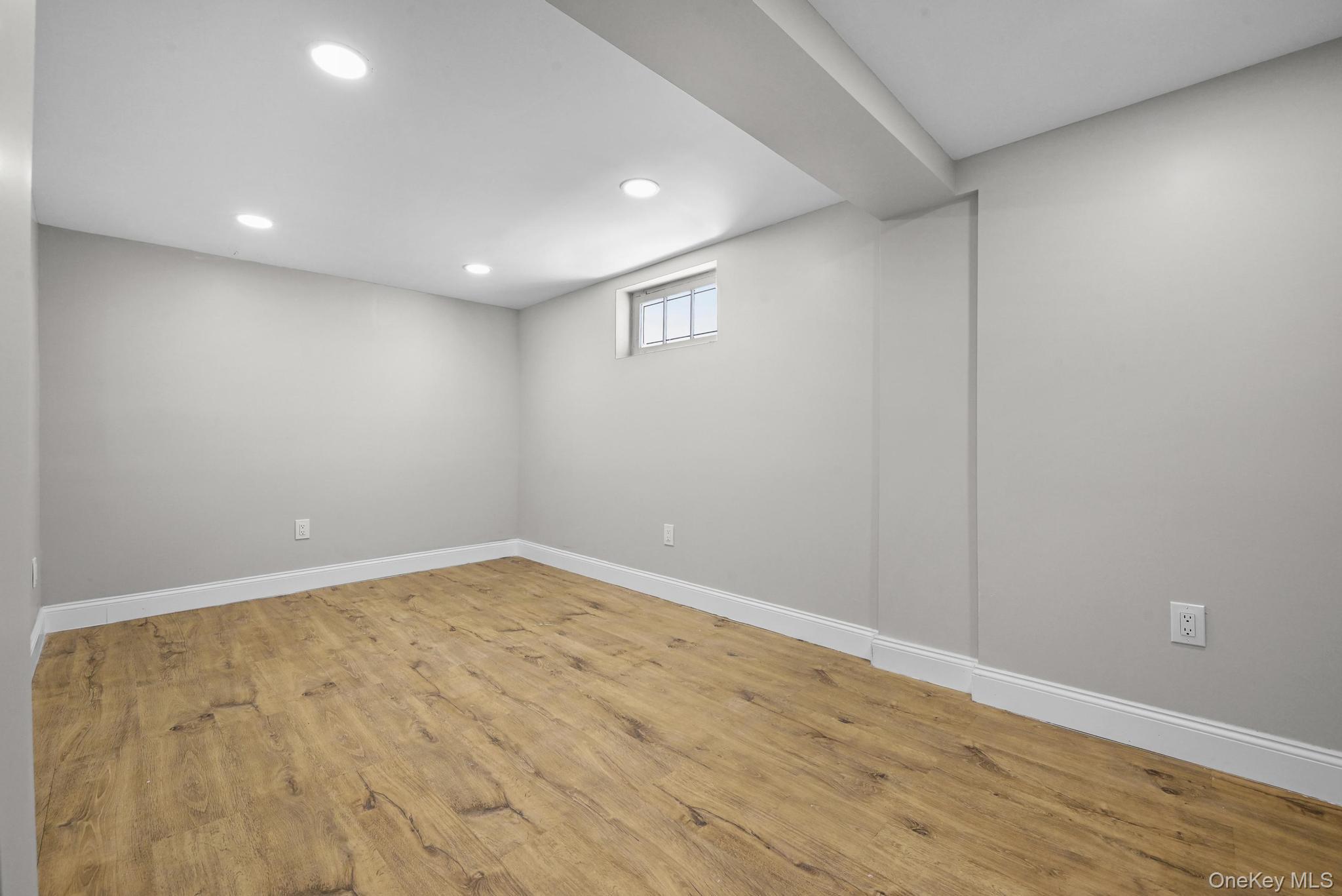 #19 photo, 2243 Leighton Road, নাসাউ কাউন্টি Elmont , NY 11003