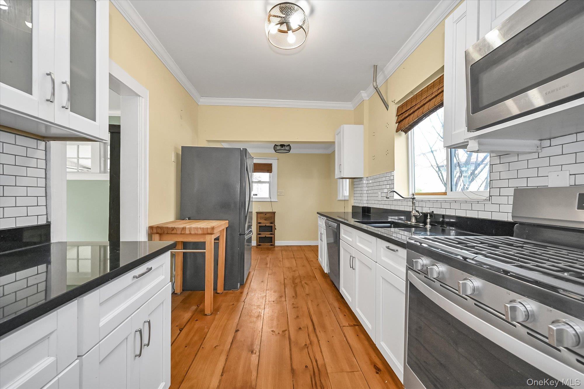 #9 photo, 33-40 170th Street, クイーンズ区 Flushing , NY 11358