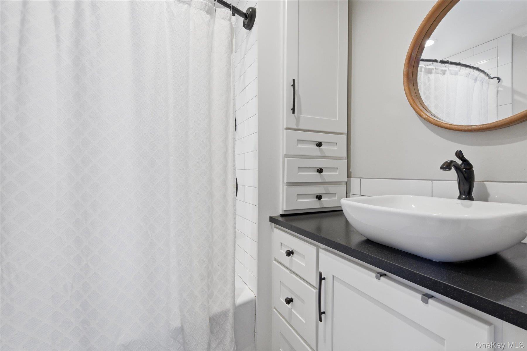 #11 photo, 245 Norma Avenue, West Islip , NY 11795