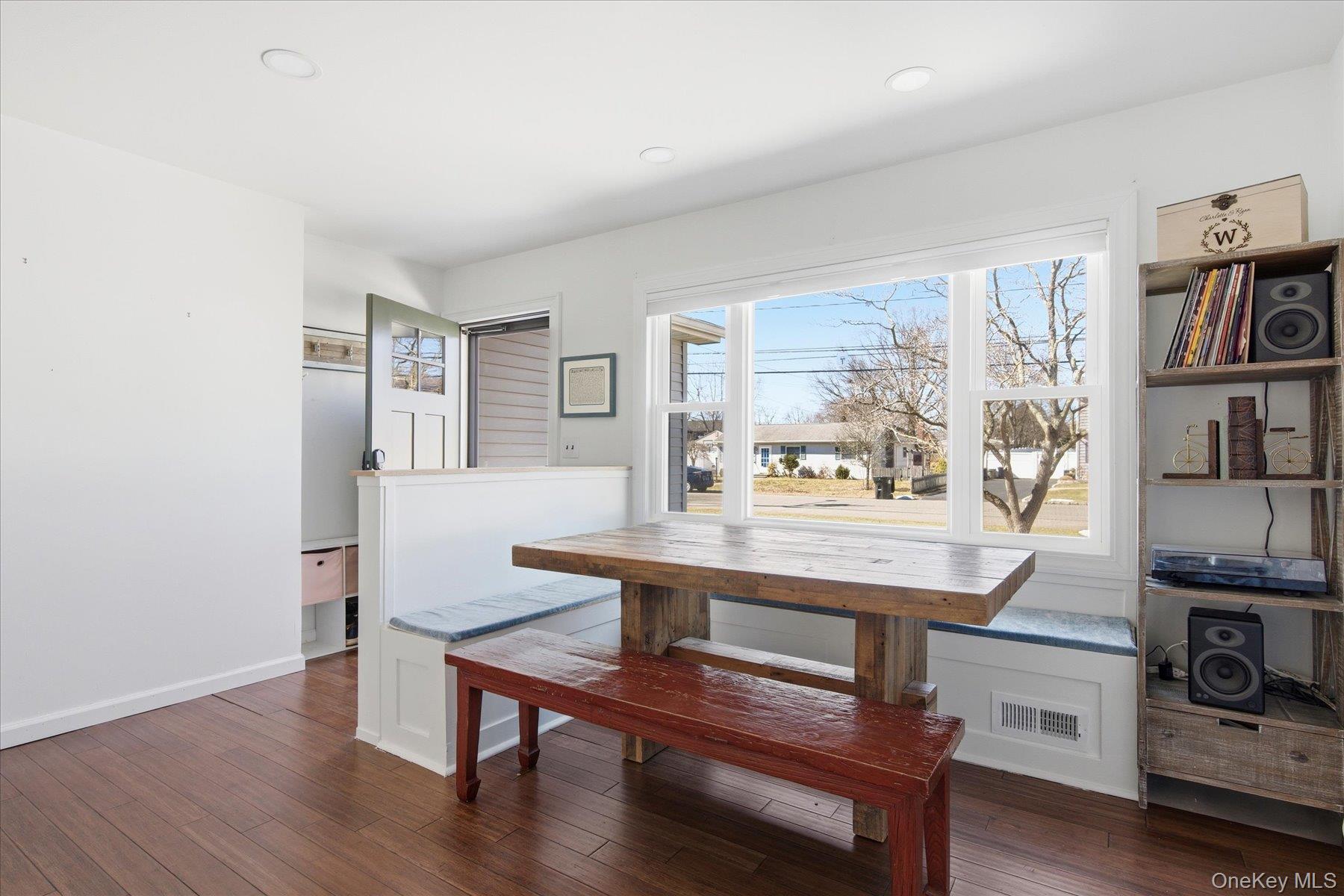 #5 photo, 245 Norma Avenue, West Islip , NY 11795