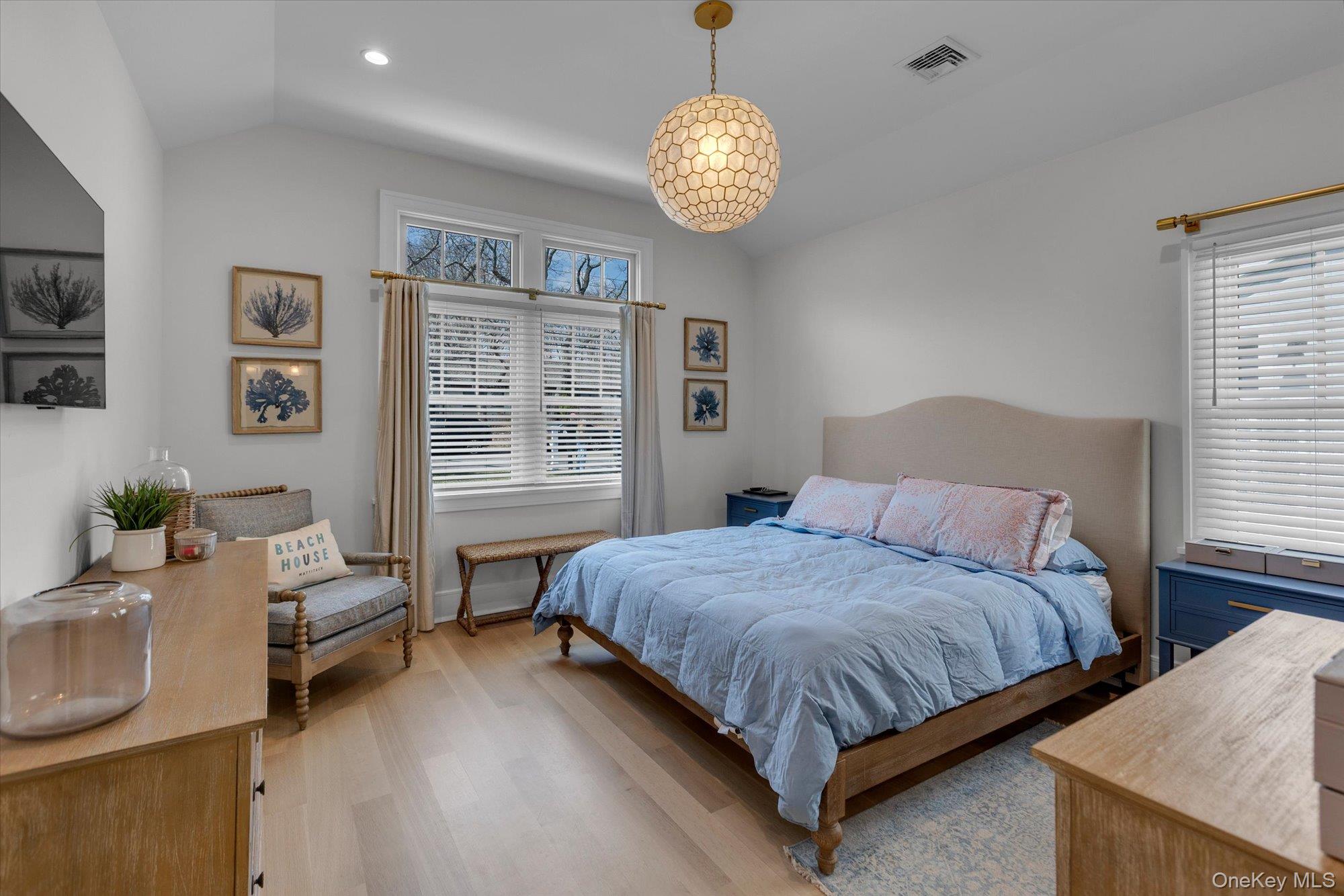 #10 photo, 1305 Sigsbee Road, Mattituck , NY 11952