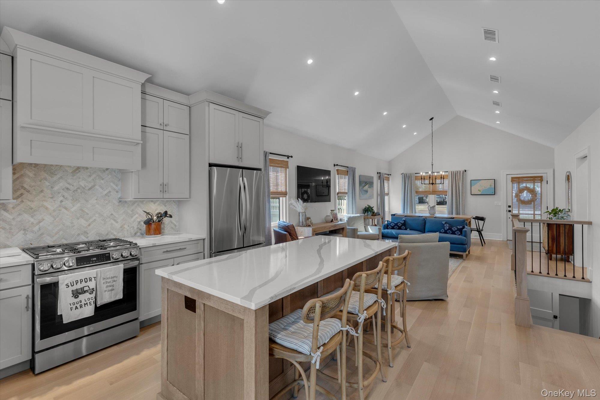 #4 photo, 1305 Sigsbee Road, Mattituck , NY 11952