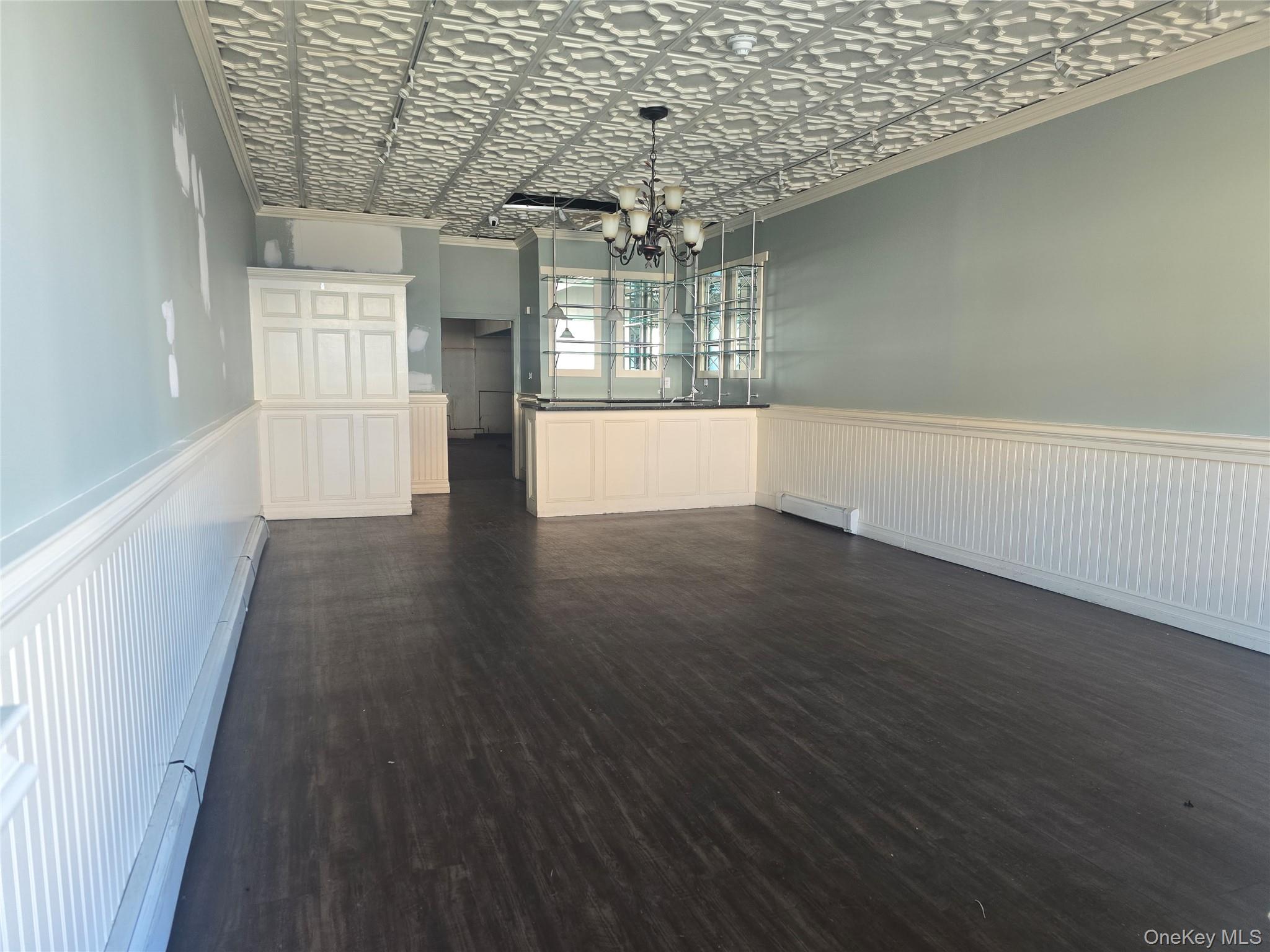 #3 photo, 230 Merrick Road, নাসাউ কাউন্টি Rockville Centre , NY 11570