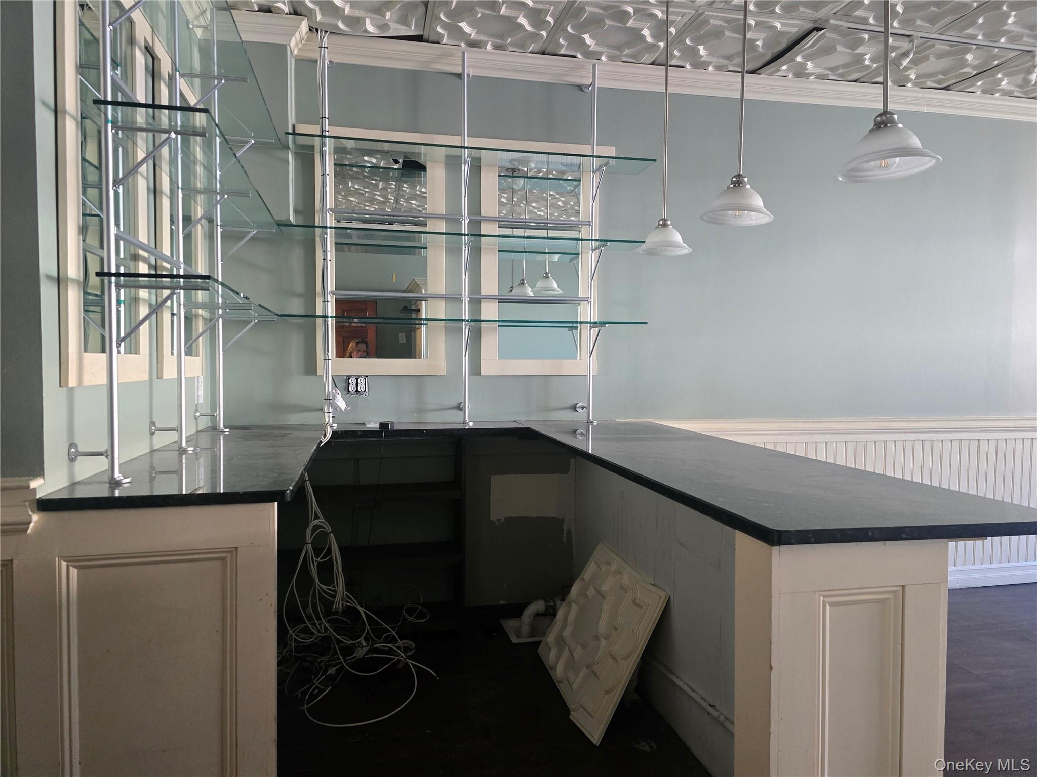 #4 photo, 230 Merrick Road, নাসাউ কাউন্টি Rockville Centre , NY 11570