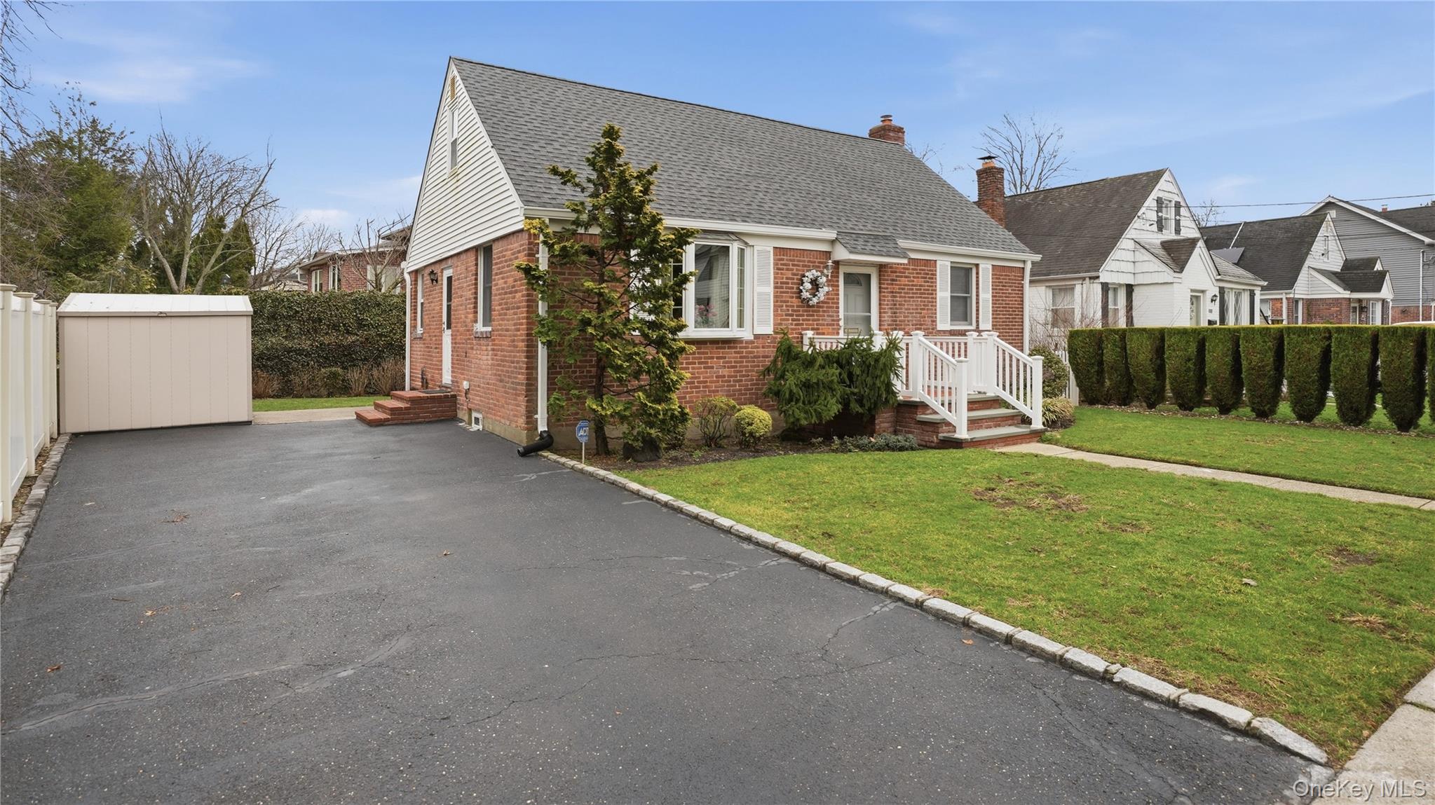 #3 photo, 358 Kensington Road, নাসাউ কাউন্টি Garden City South , NY 11530