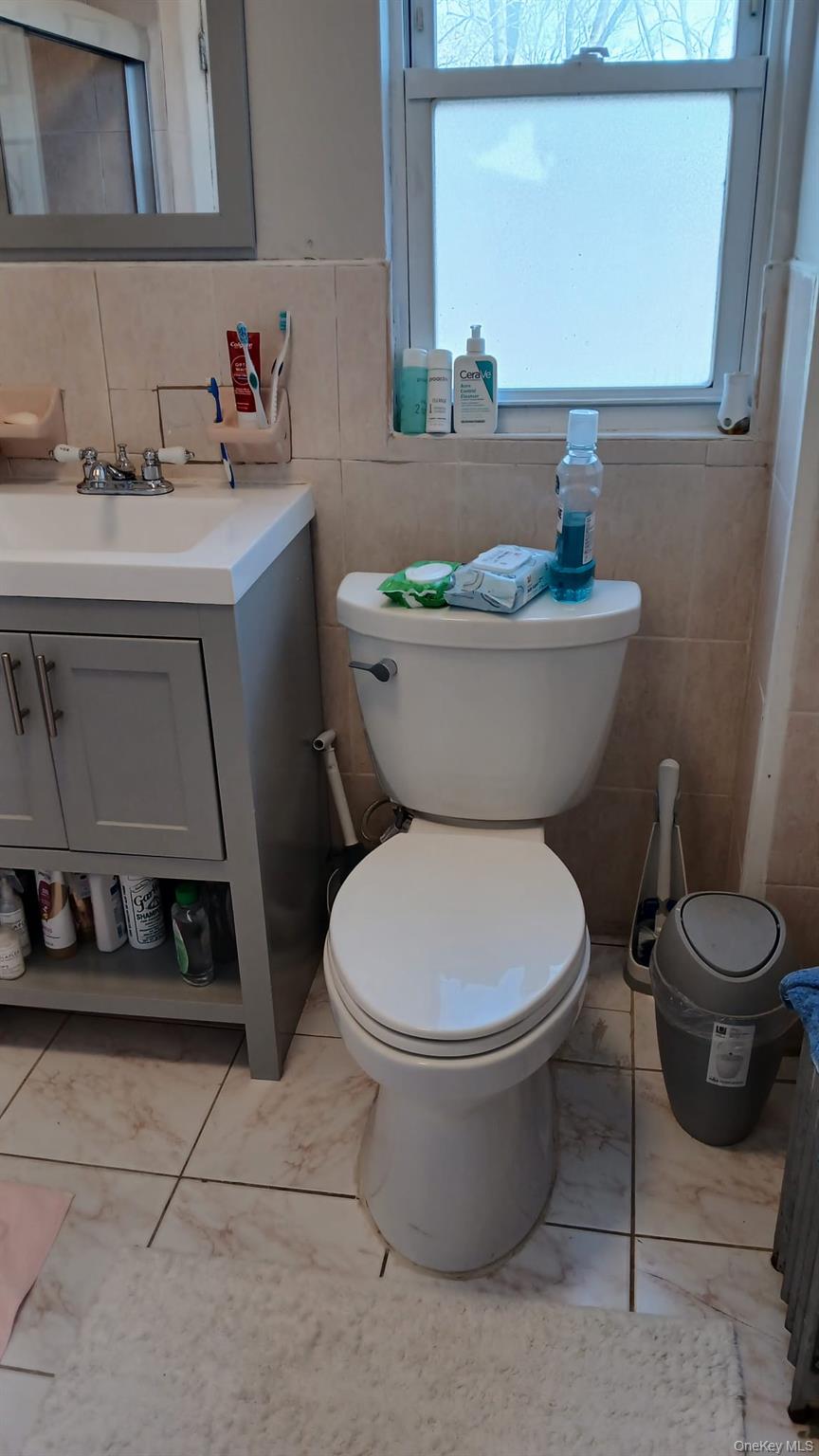 #13 photo, 11633 198 Street, কুইন্‌স Baisley Park , NY 11420