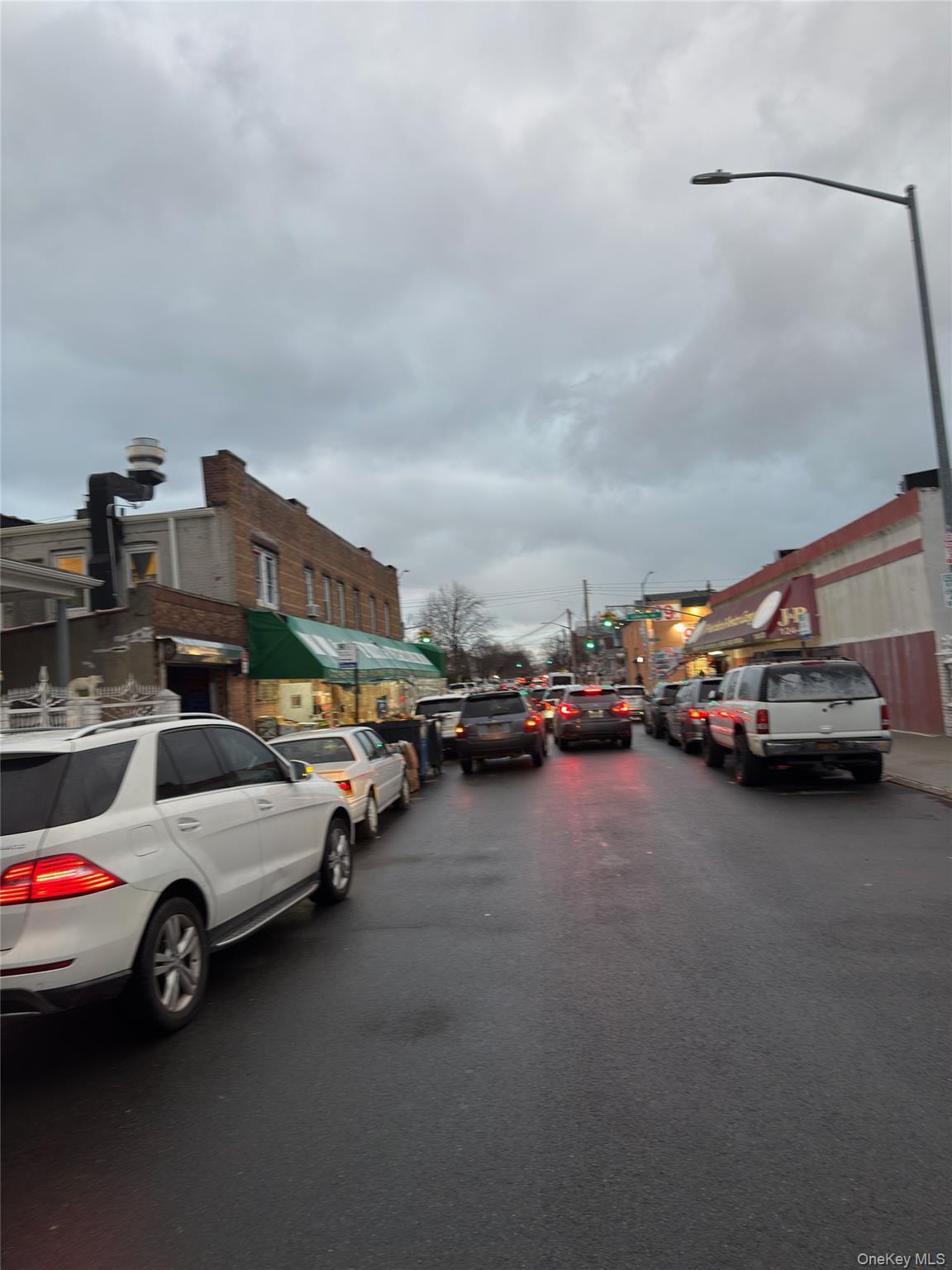 #12 photo, 10416 124th Street, কুইন্‌স Richmond Hill S. , NY 11419