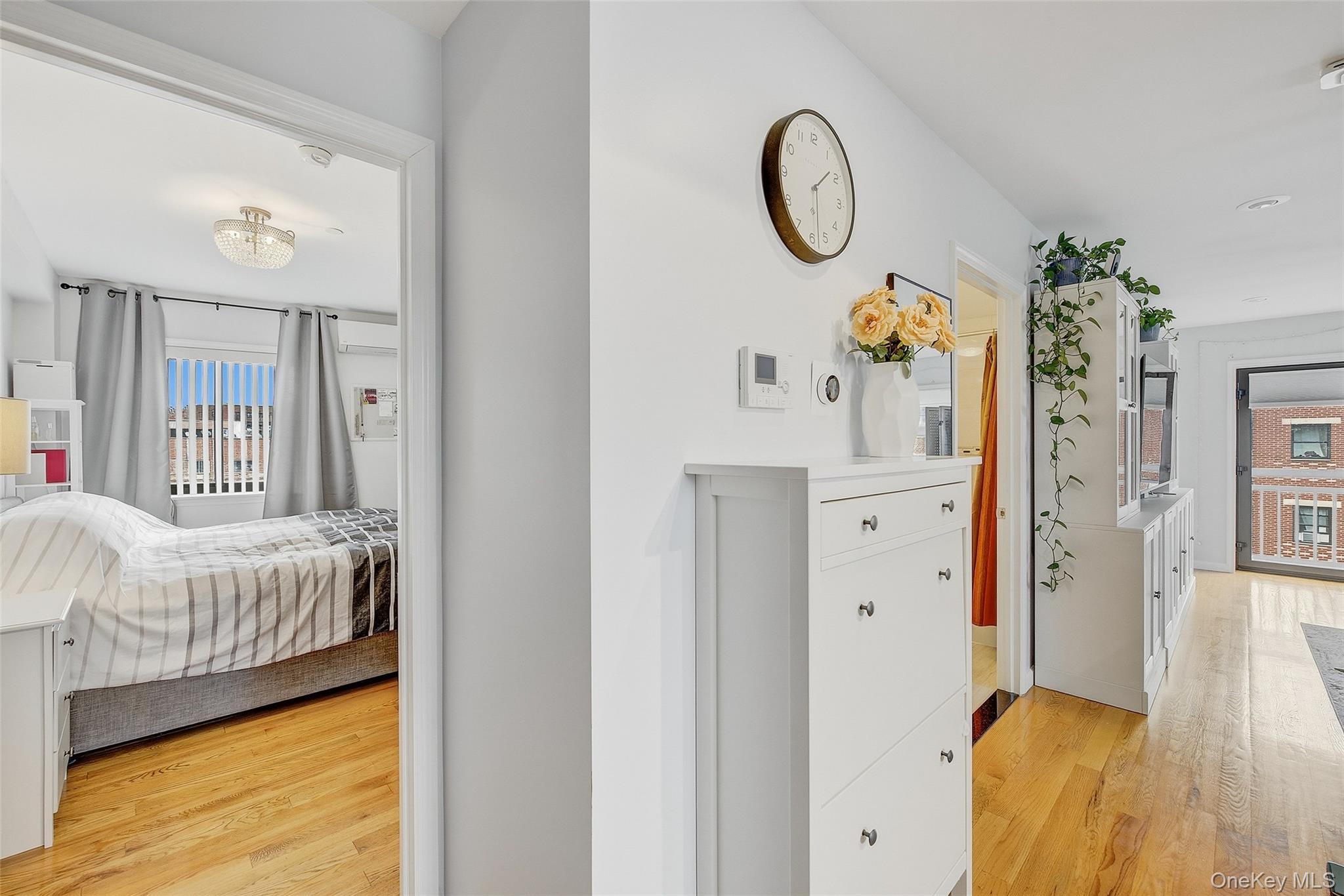 #10 photo, 84-05 Queens Boulevard, কুইন্‌স Elmhurst , NY 11373