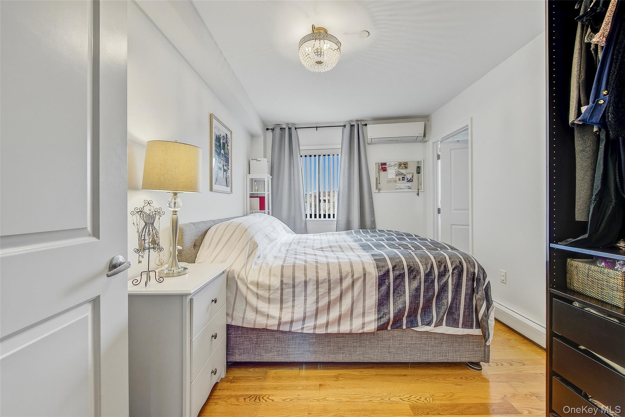 #6 photo, 84-05 Queens Boulevard, কুইন্‌স Elmhurst , NY 11373