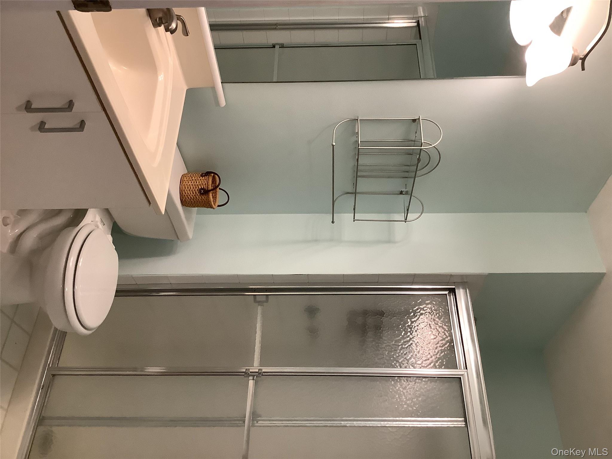 #5 photo, 825 Spring Lake Drive, সাফোক কাউন্টি Middle Island , NY 11953