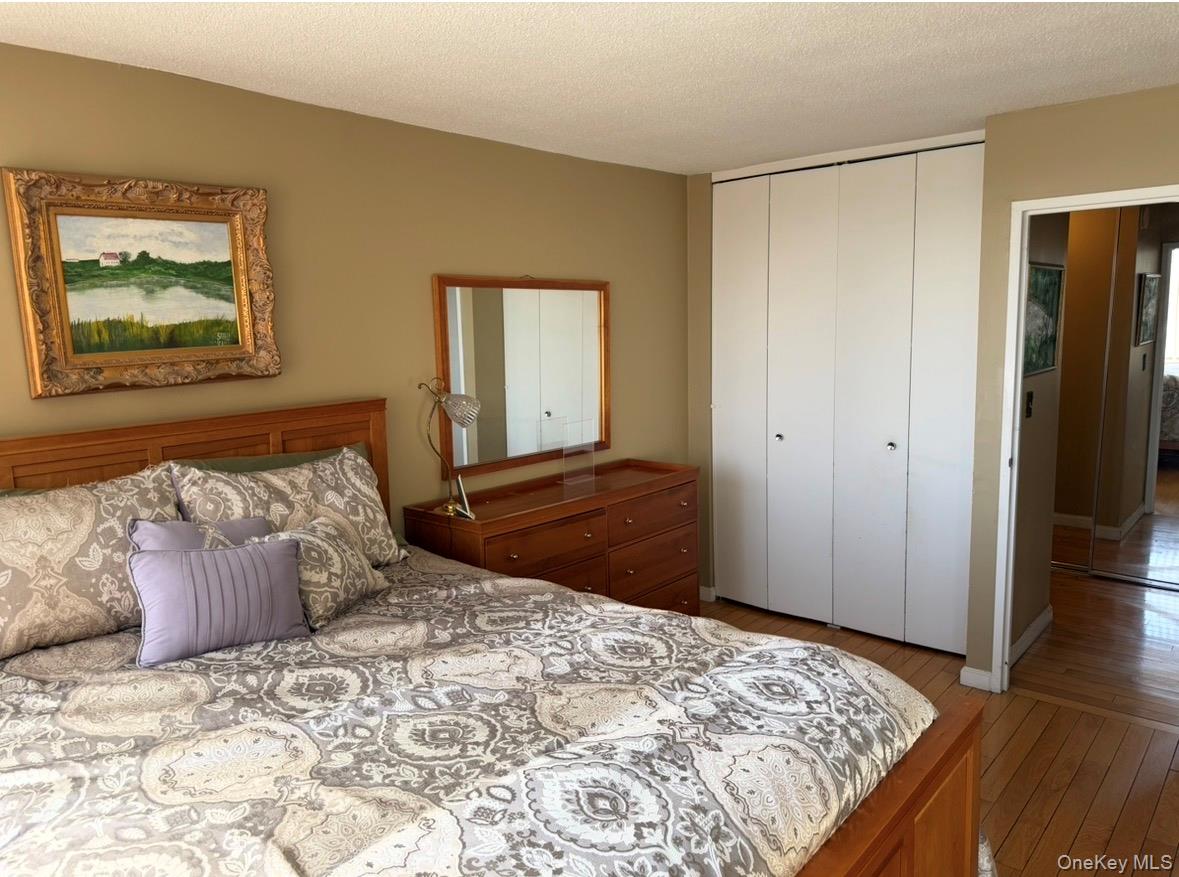 #13 photo, 1 Bay Club Drive, কুইন্‌স Bayside , NY 11360