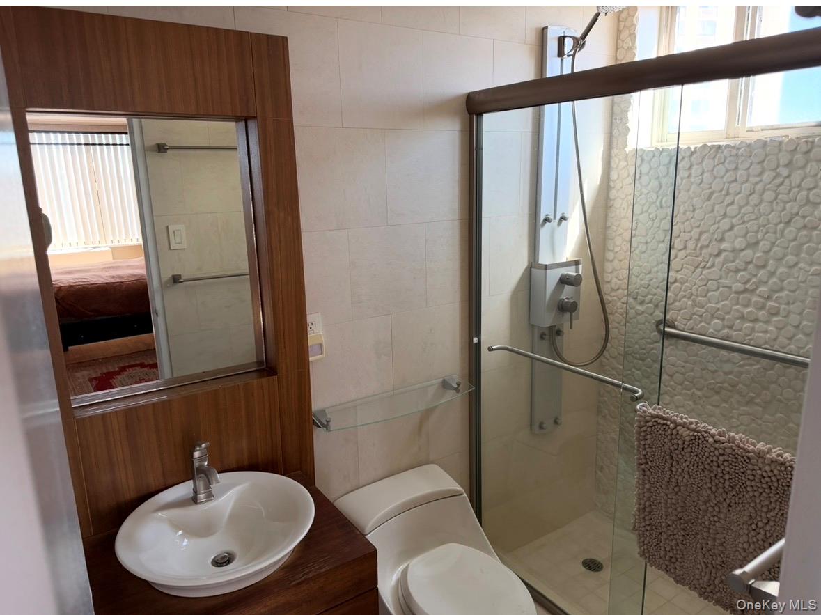 #14 photo, 1 Bay Club Drive, কুইন্‌স Bayside , NY 11360