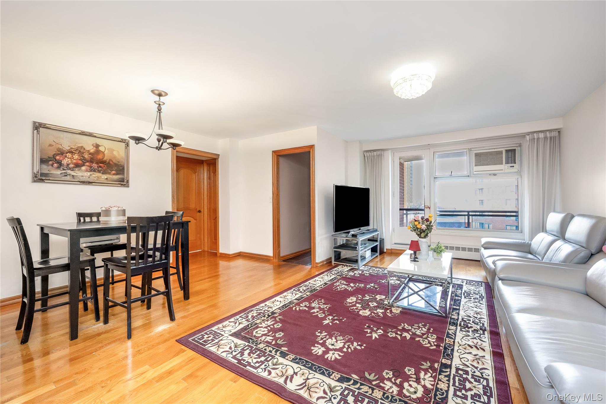 #5 photo, 97-40 62nd Drive, কুইন্‌স Rego Park , NY 11374
