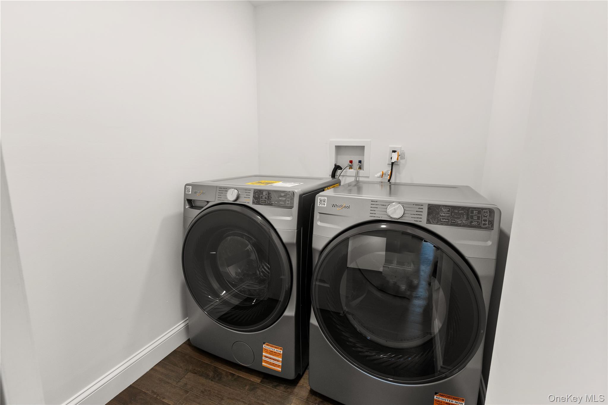 #10 photo, 184 Dallas Street, সাফোক কাউন্টি Lindenhurst , NY 11757