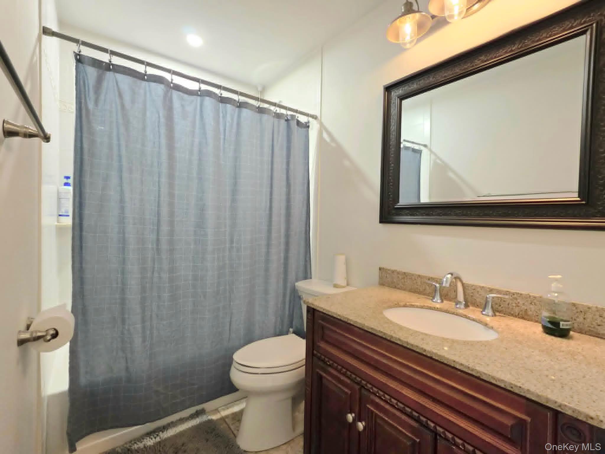 #15 photo, 38 Pentmoor Drive, সাফোক কাউন্টি Mastic , NY 11950