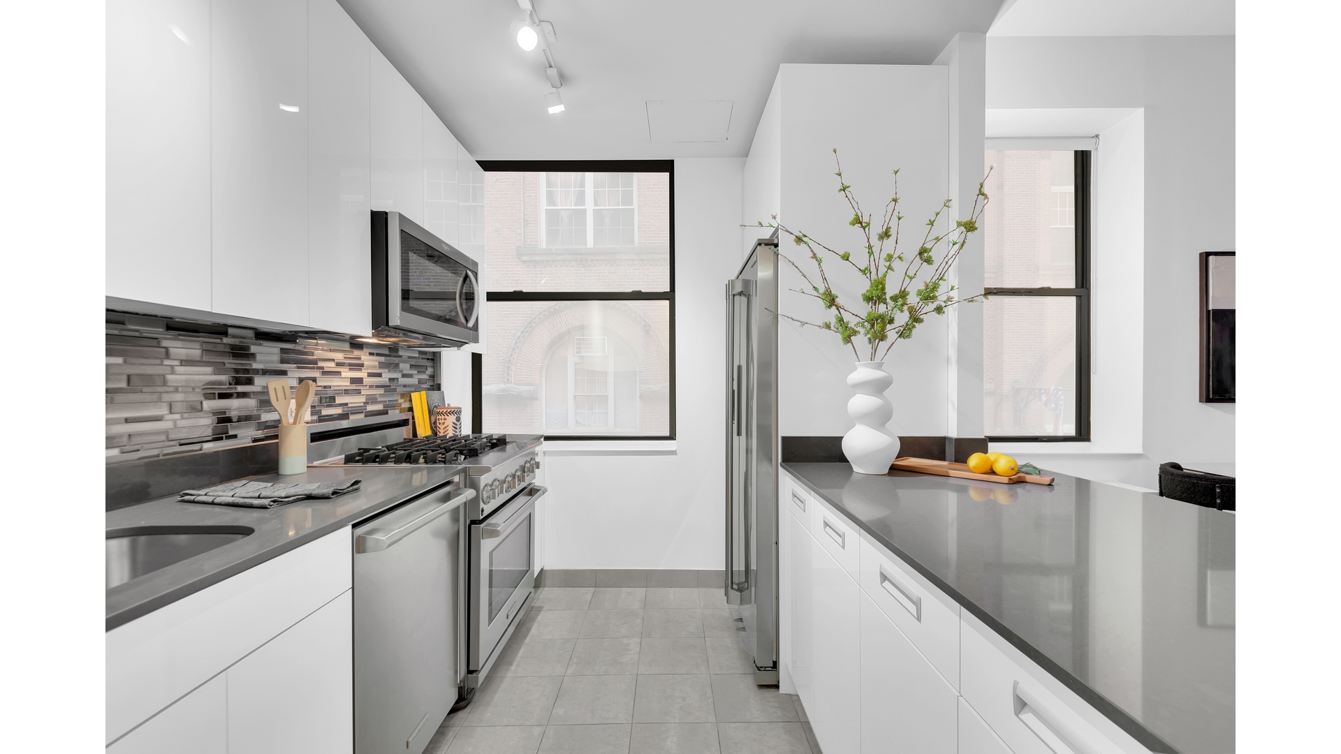 #4 photo, 99 JOHN Street, ম্যানহাটন South Street Seaport , NY 10038