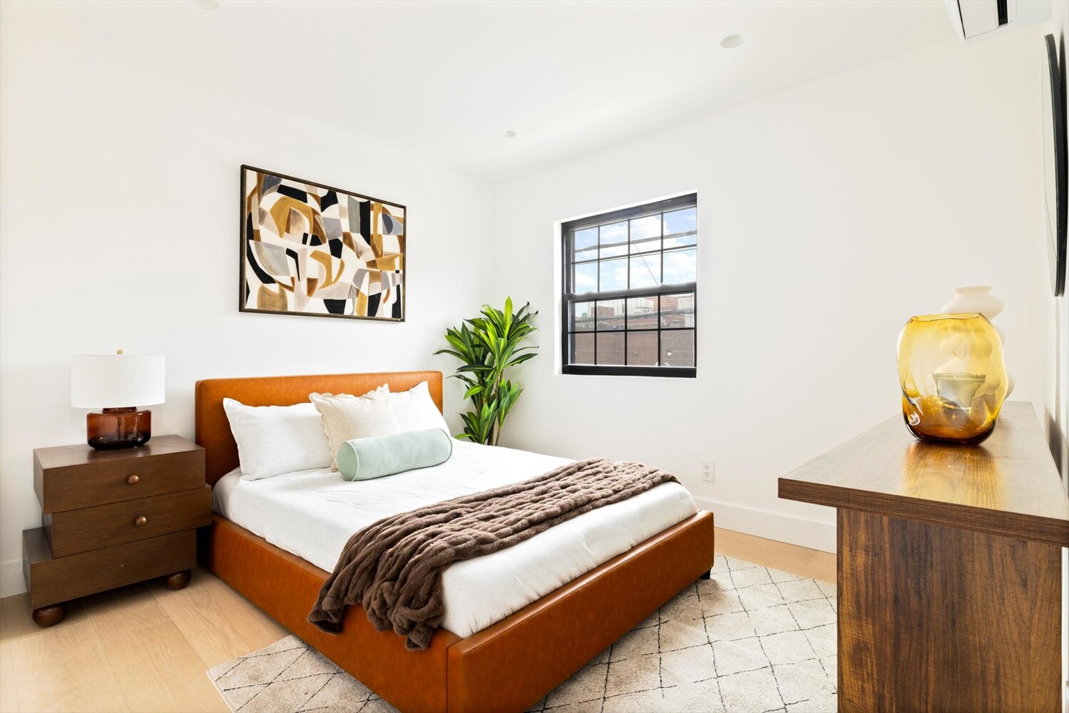 #12 photo, 31-65 23RD Street, কুইন্‌স Astoria , NY 11106