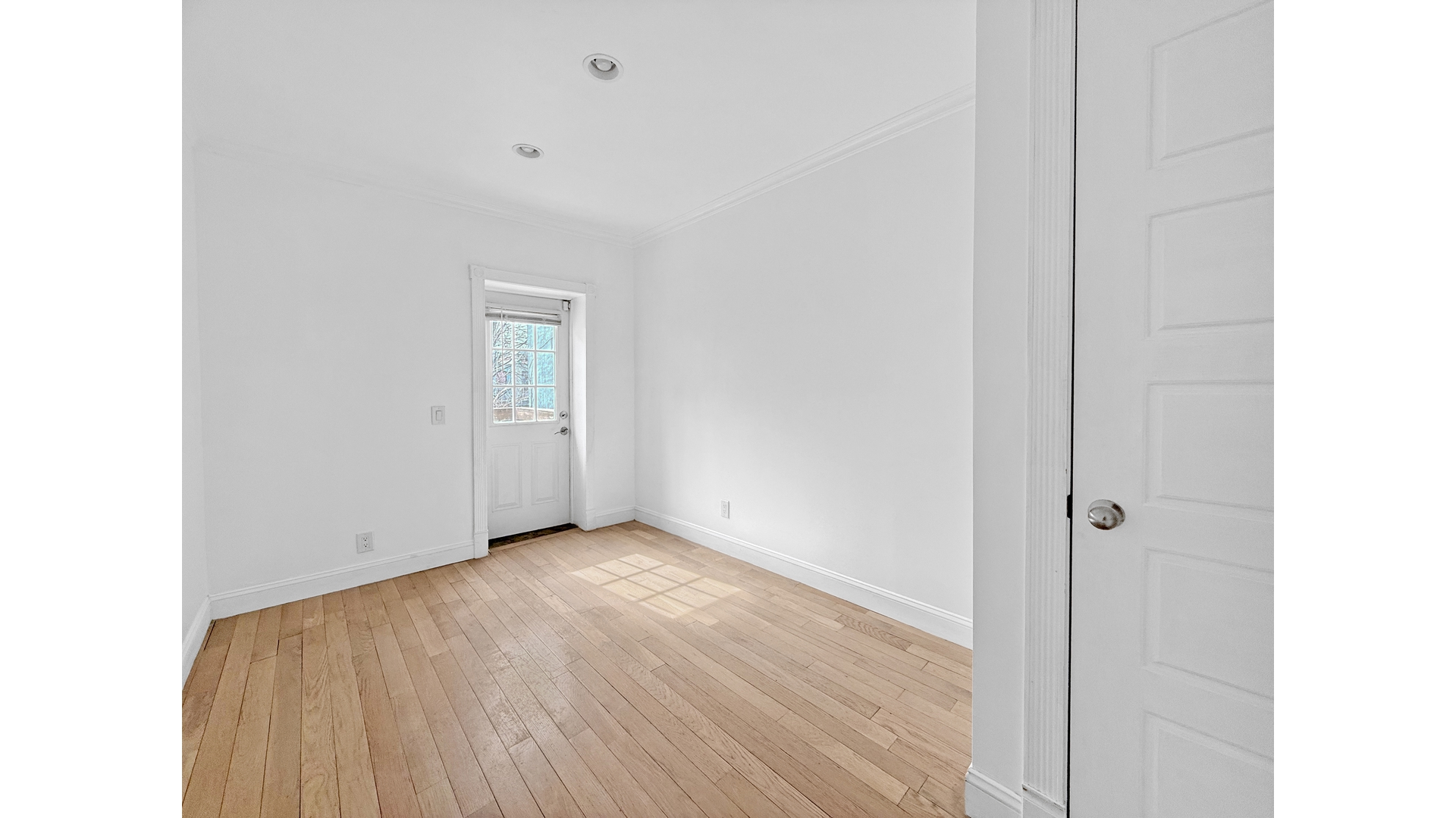 #13 photo, 1592 ST MARKS Avenue, ব্রুকলিন Crown Heights , NY 11233