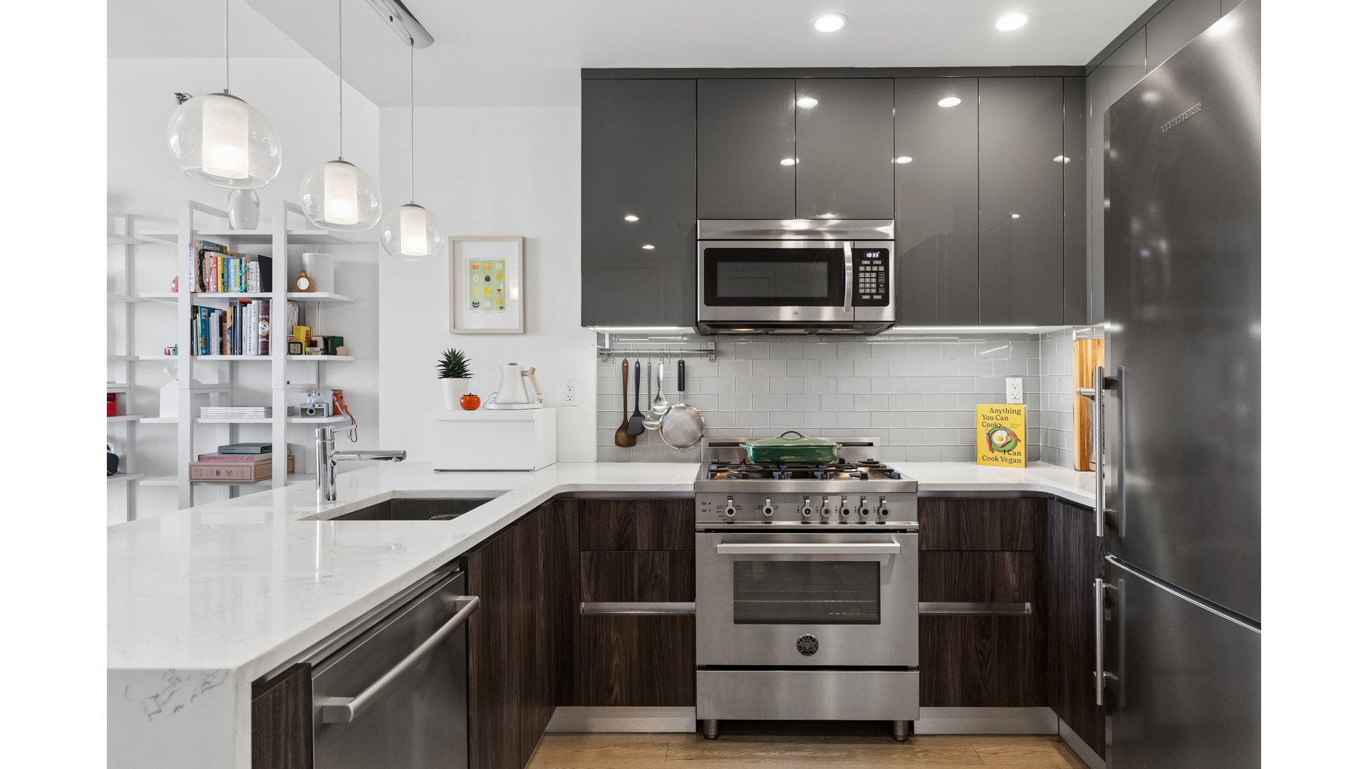 #6 photo, 11-30 45TH Road, কুইন্‌স Long Island City , NY 11101