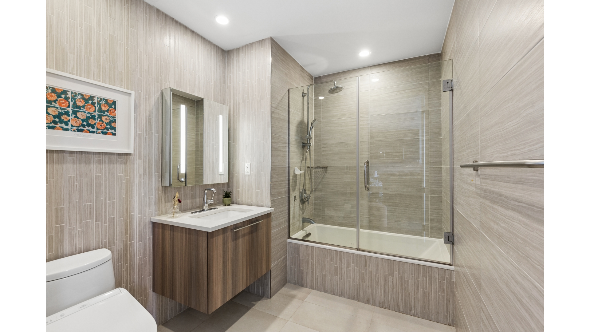 #8 photo, 11-30 45TH Road, কুইন্‌স Long Island City , NY 11101