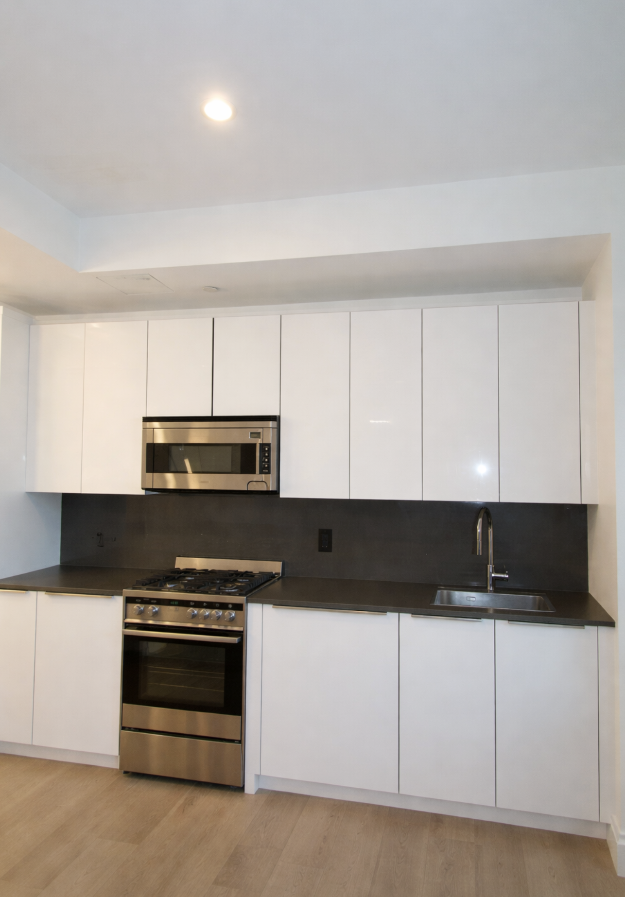 #5 photo, 180 Water Street, 맨해튼 Financial District , NY 10038