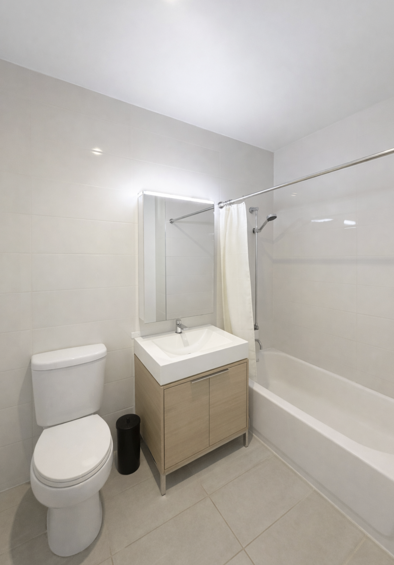 #6 photo, 180 Water Street, 맨해튼 Financial District , NY 10038