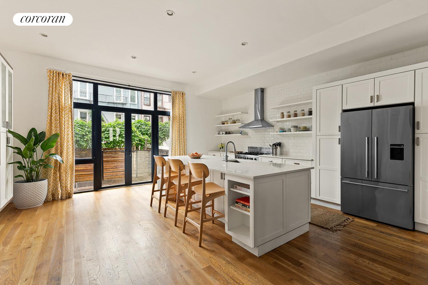 #4 photo, 1079 HANCOCK Street, ব্রুকলিন Bushwick , NY 11221