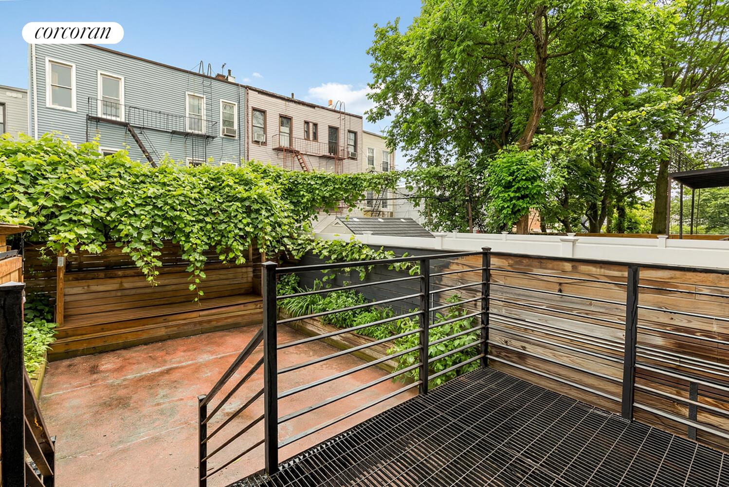 #8 photo, 1079 HANCOCK Street, ব্রুকলিন Bushwick , NY 11221