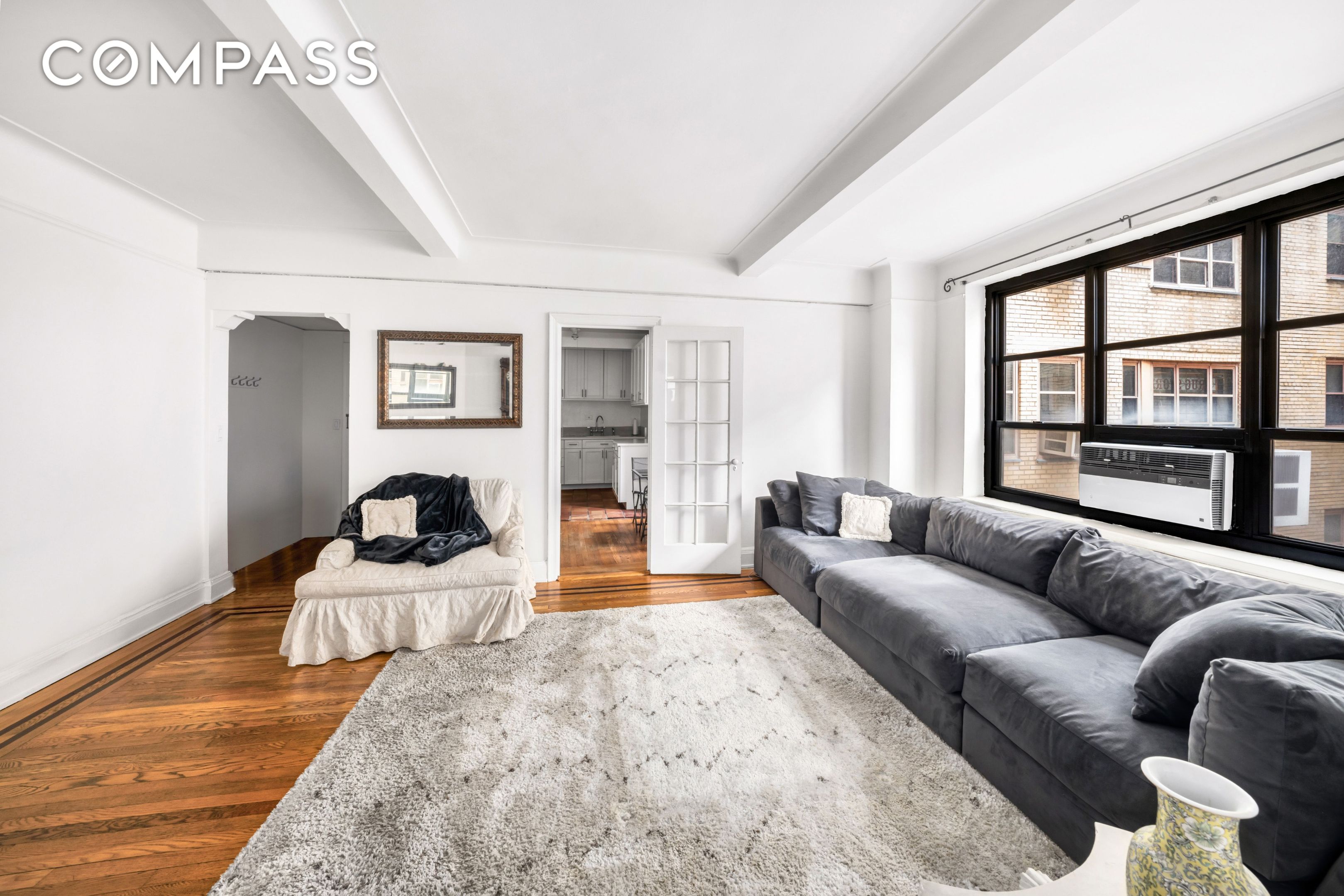 #4 photo, 235 E 22nd Street, 맨해튼 Gramercy Park , NY 10010