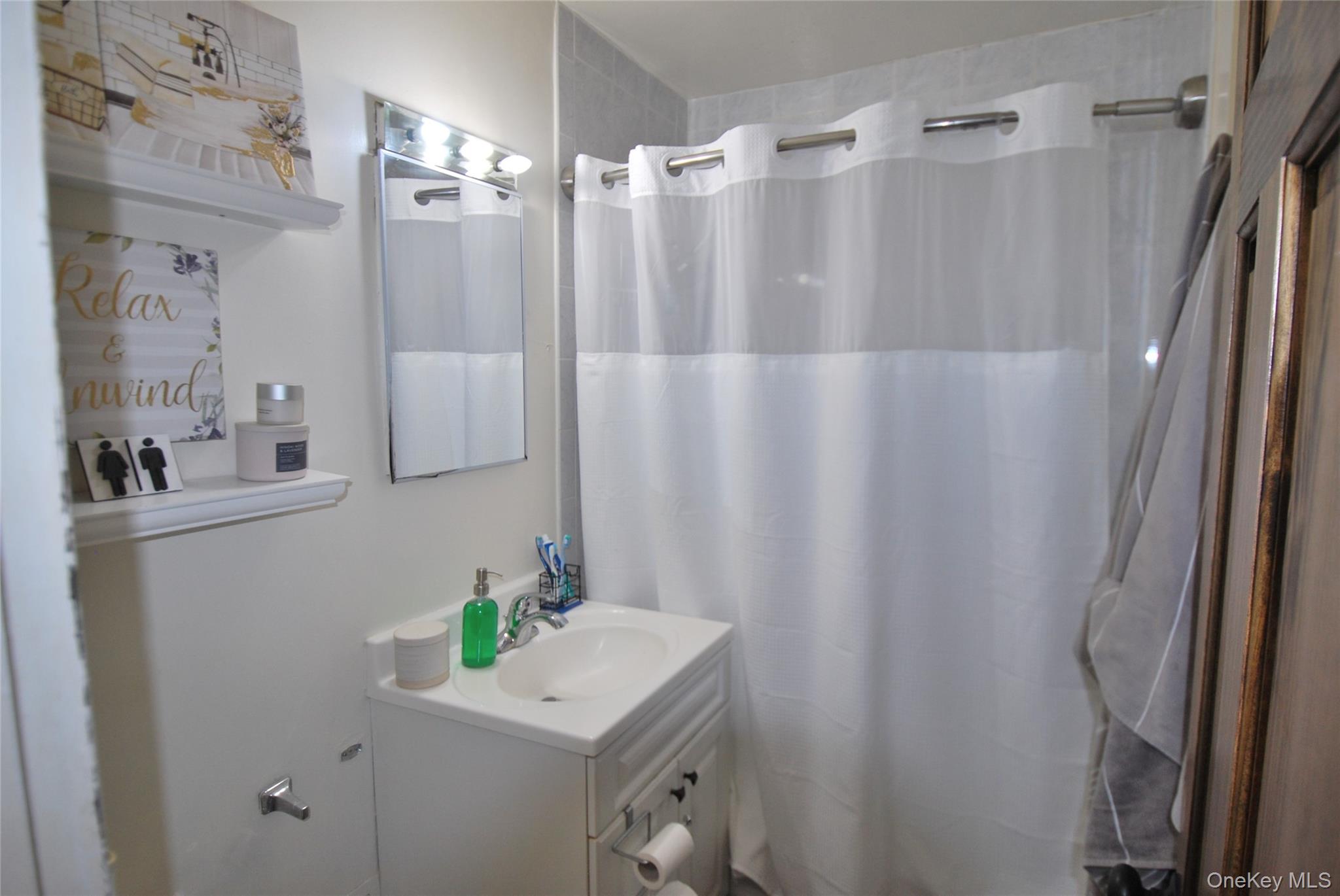 #9 photo, 7 Balint Drive, Yonkers , NY 10710