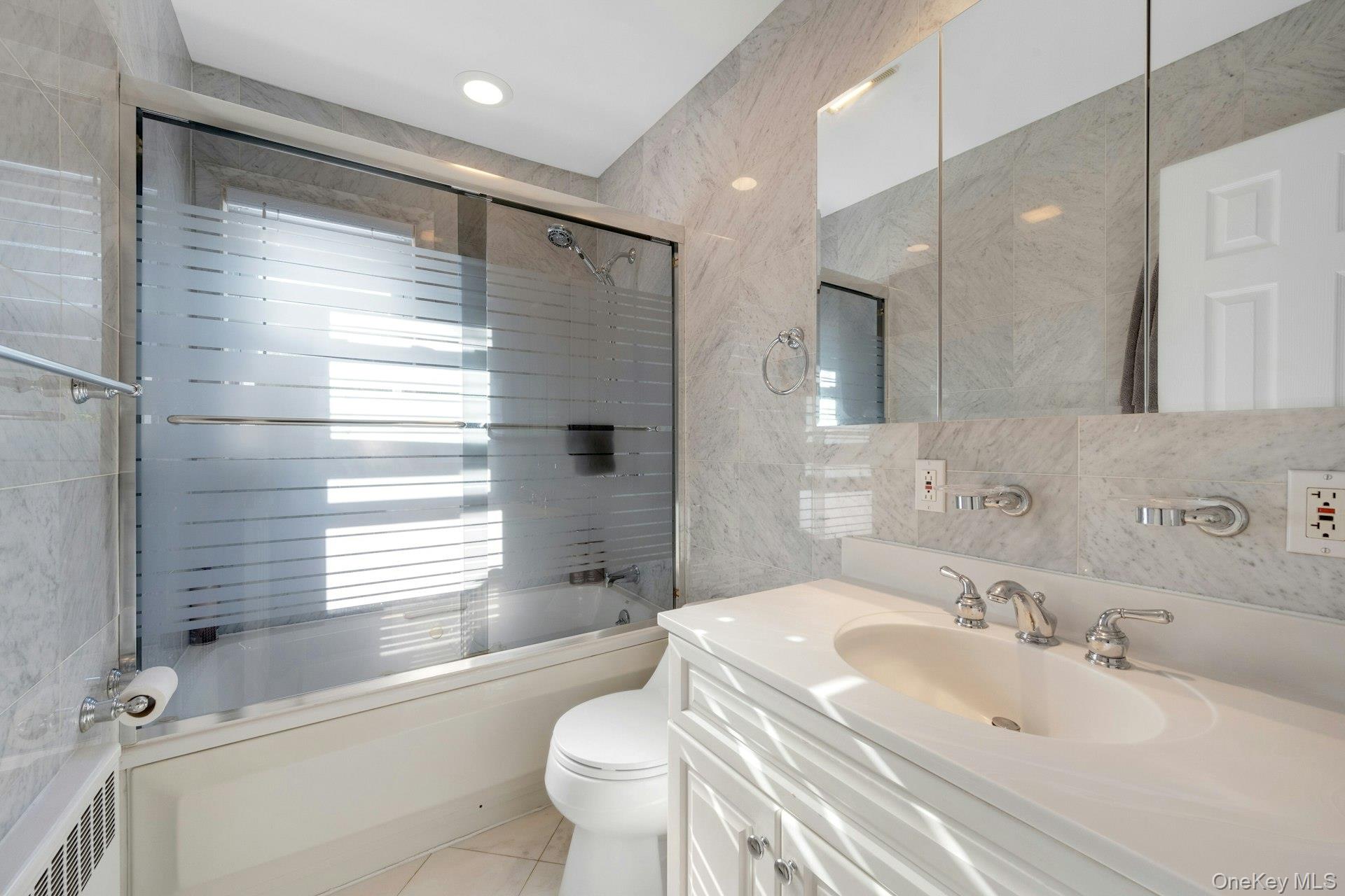 #13 photo, 126 Fisher Avenue, Eastchester , NY 10709