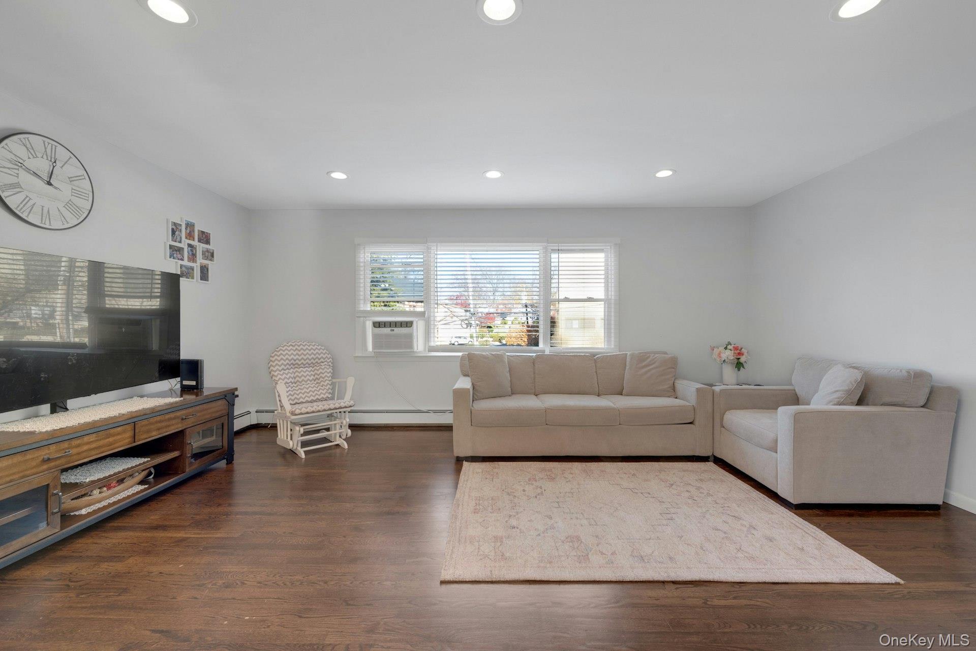 #3 photo, 126 Fisher Avenue, Eastchester , NY 10709