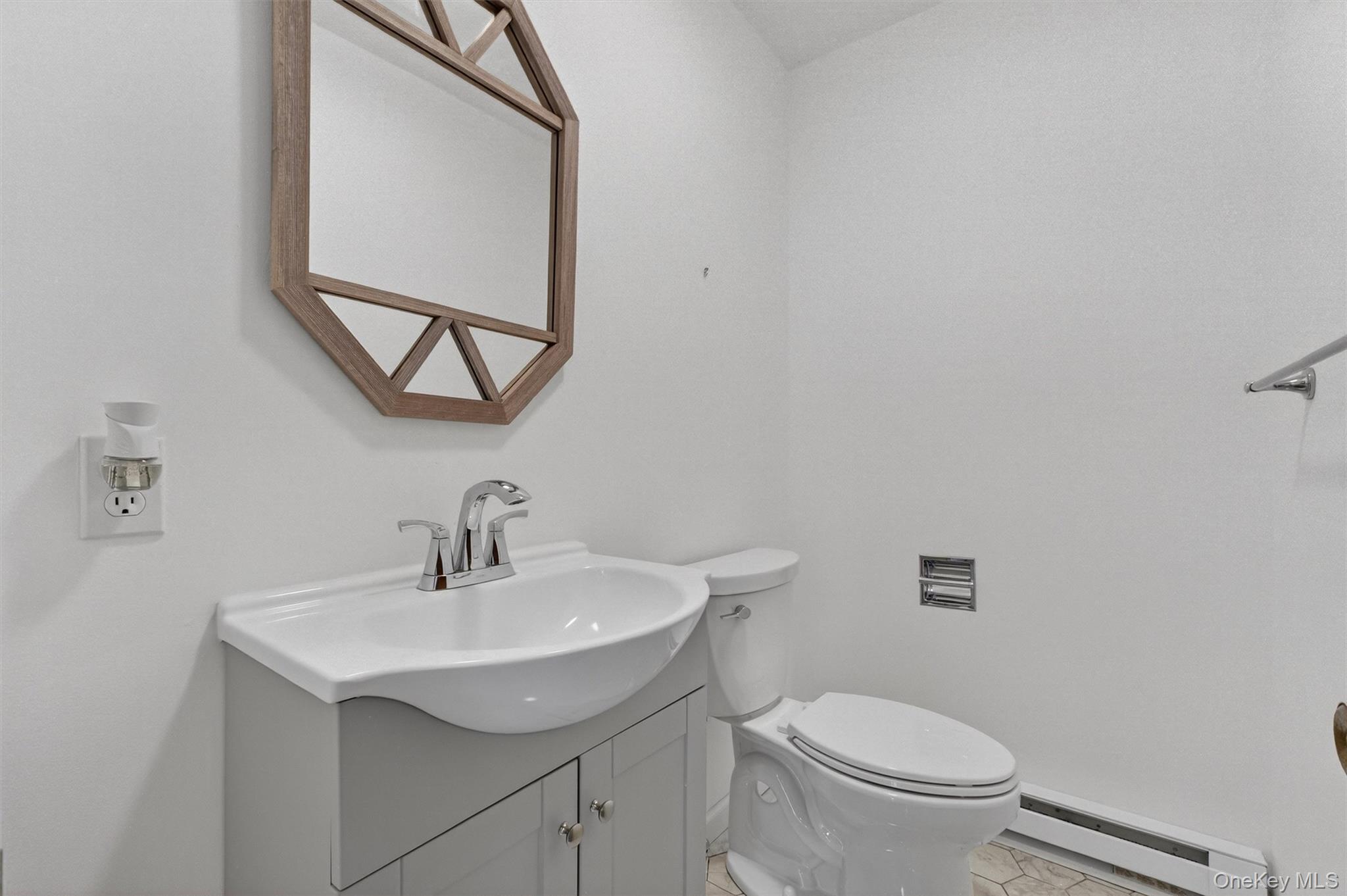 #19 photo, 11 Dill Hill Road, Hopewell Junction , NY 12533