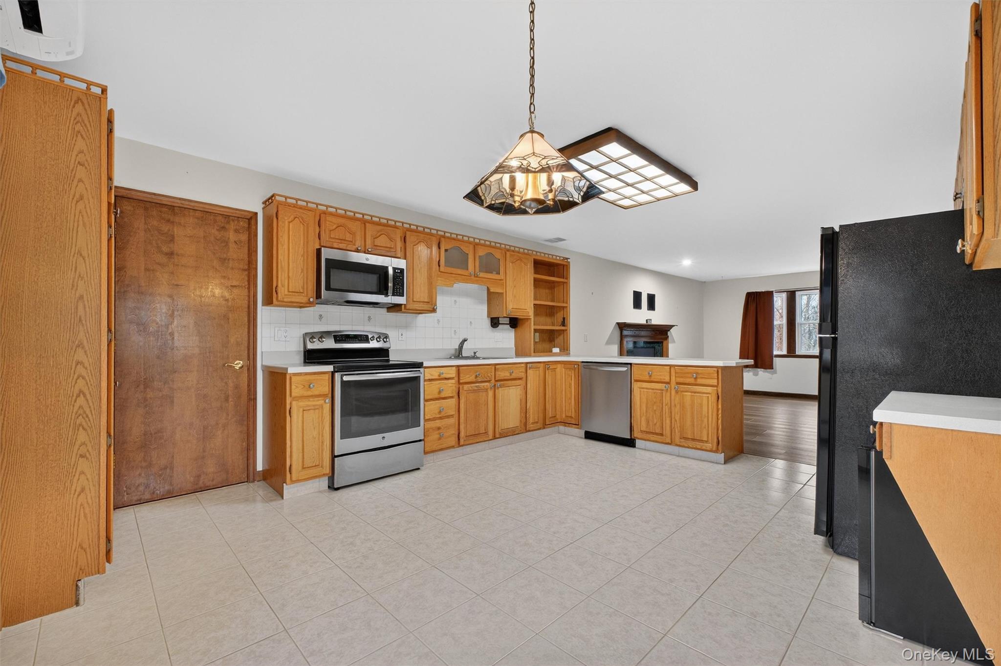 #5 photo, 11 Dill Hill Road, Hopewell Junction , NY 12533